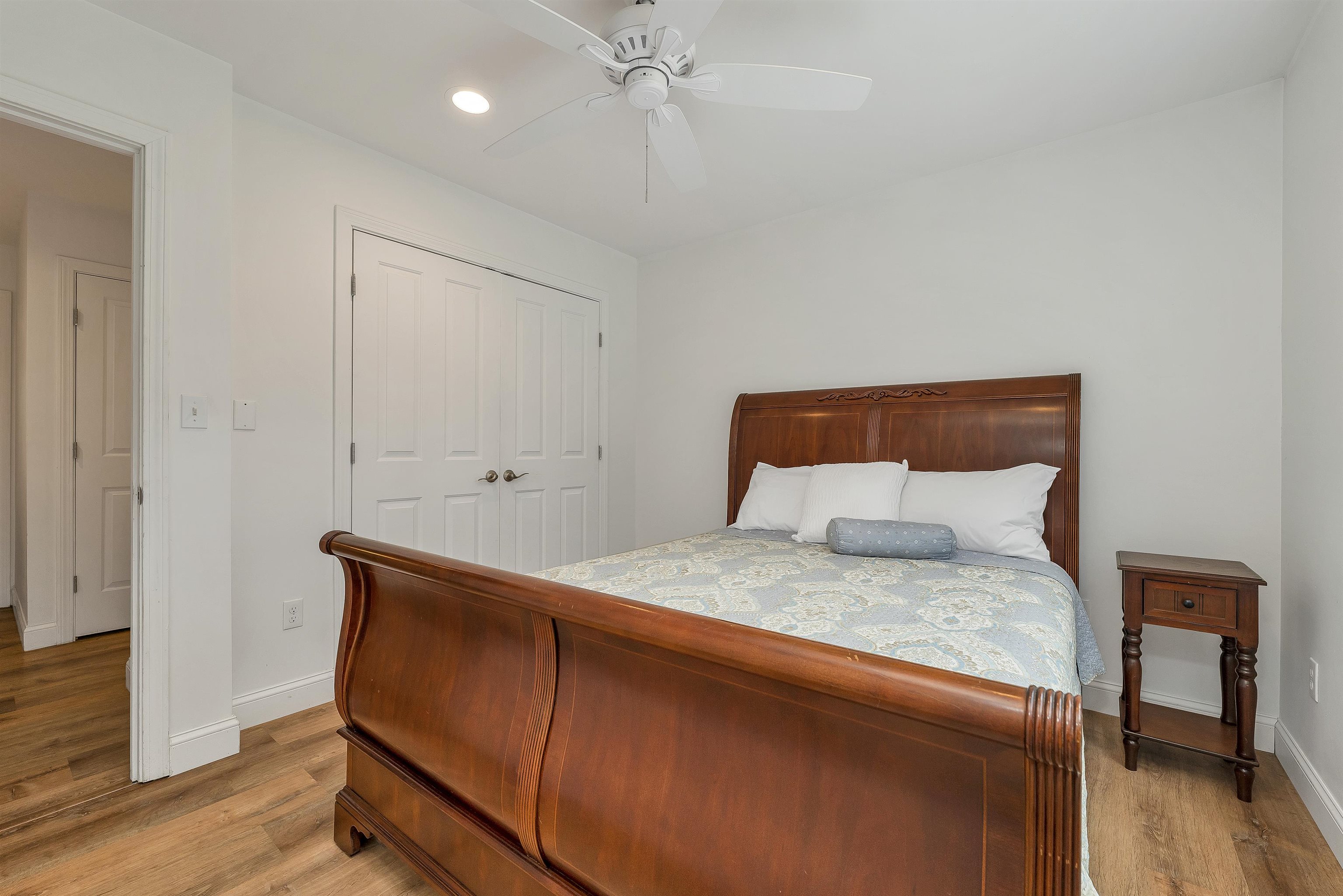 228 Silver Pine Lane Property Photo 21