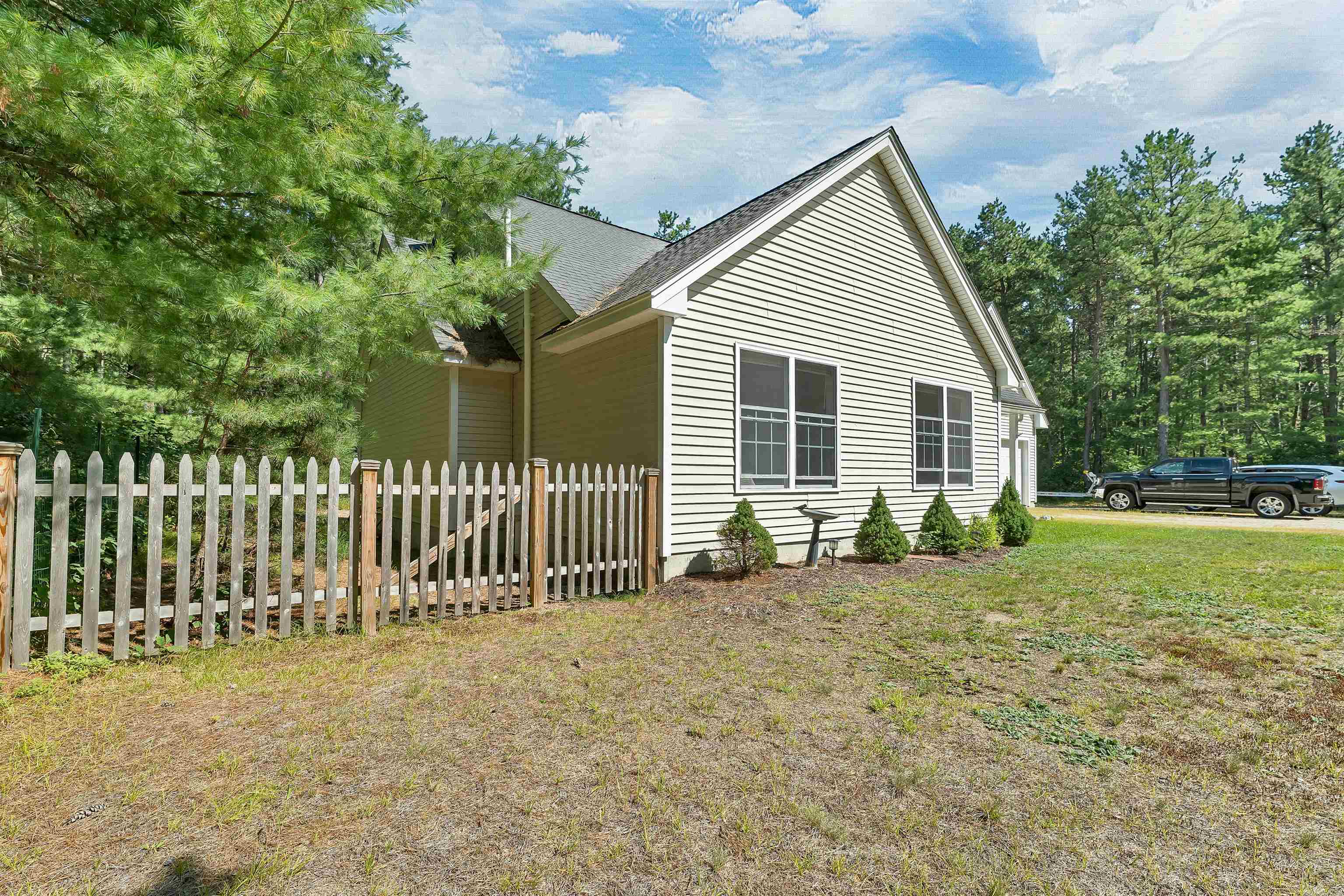 228 Silver Pine Lane Property Photo 35