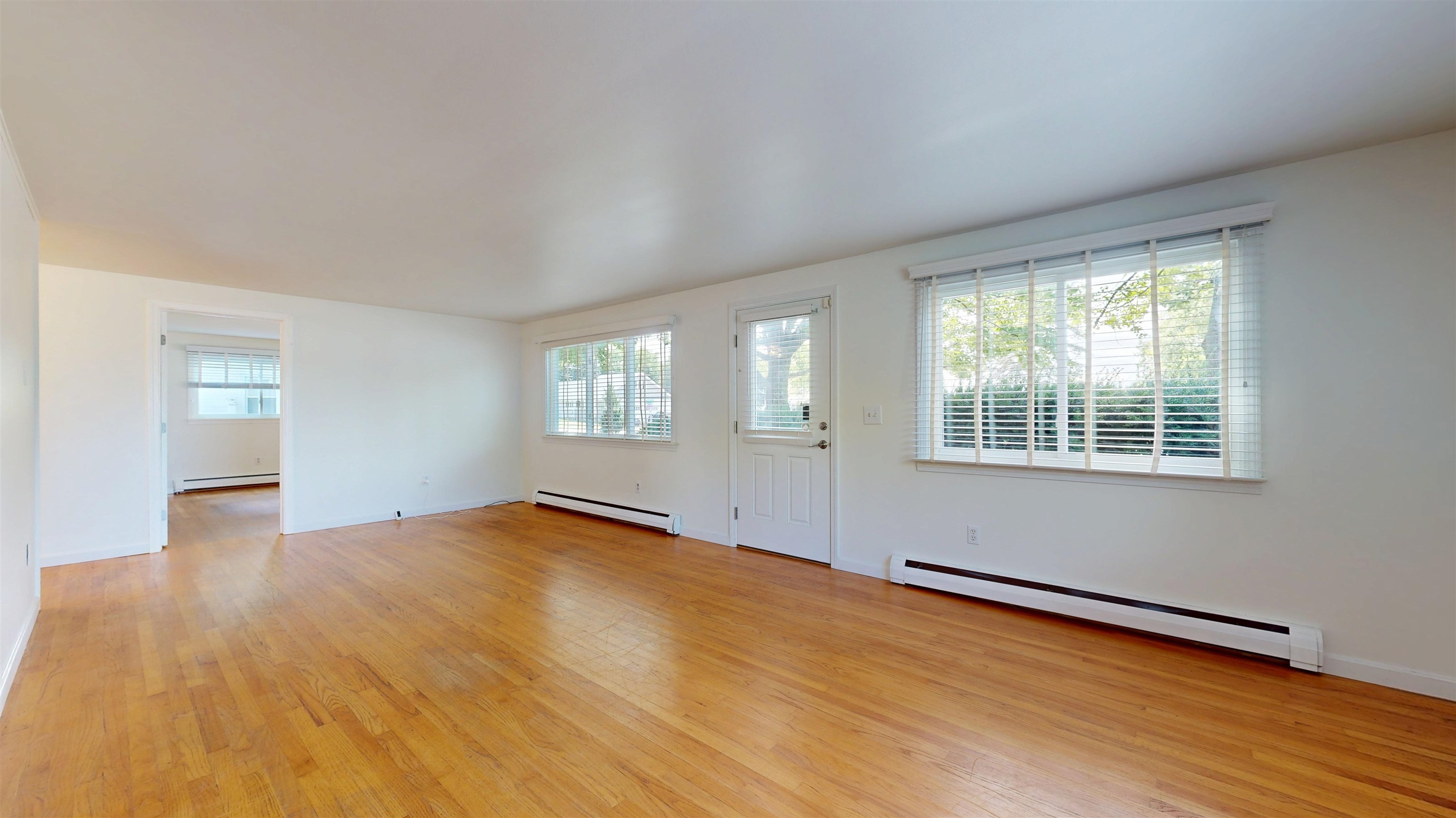 976 North Avenue Property Photo 4