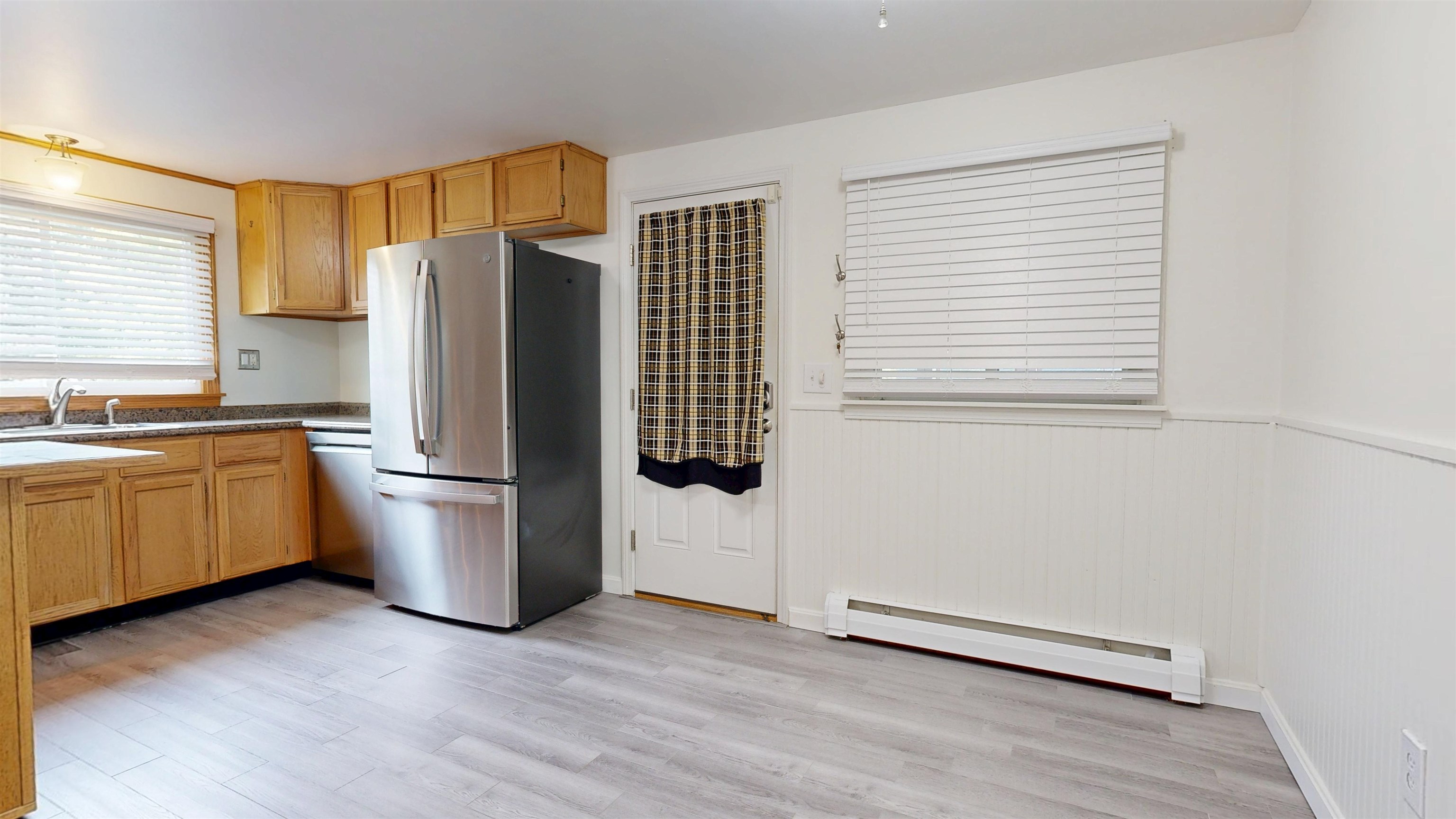 976 North Avenue Property Photo 7