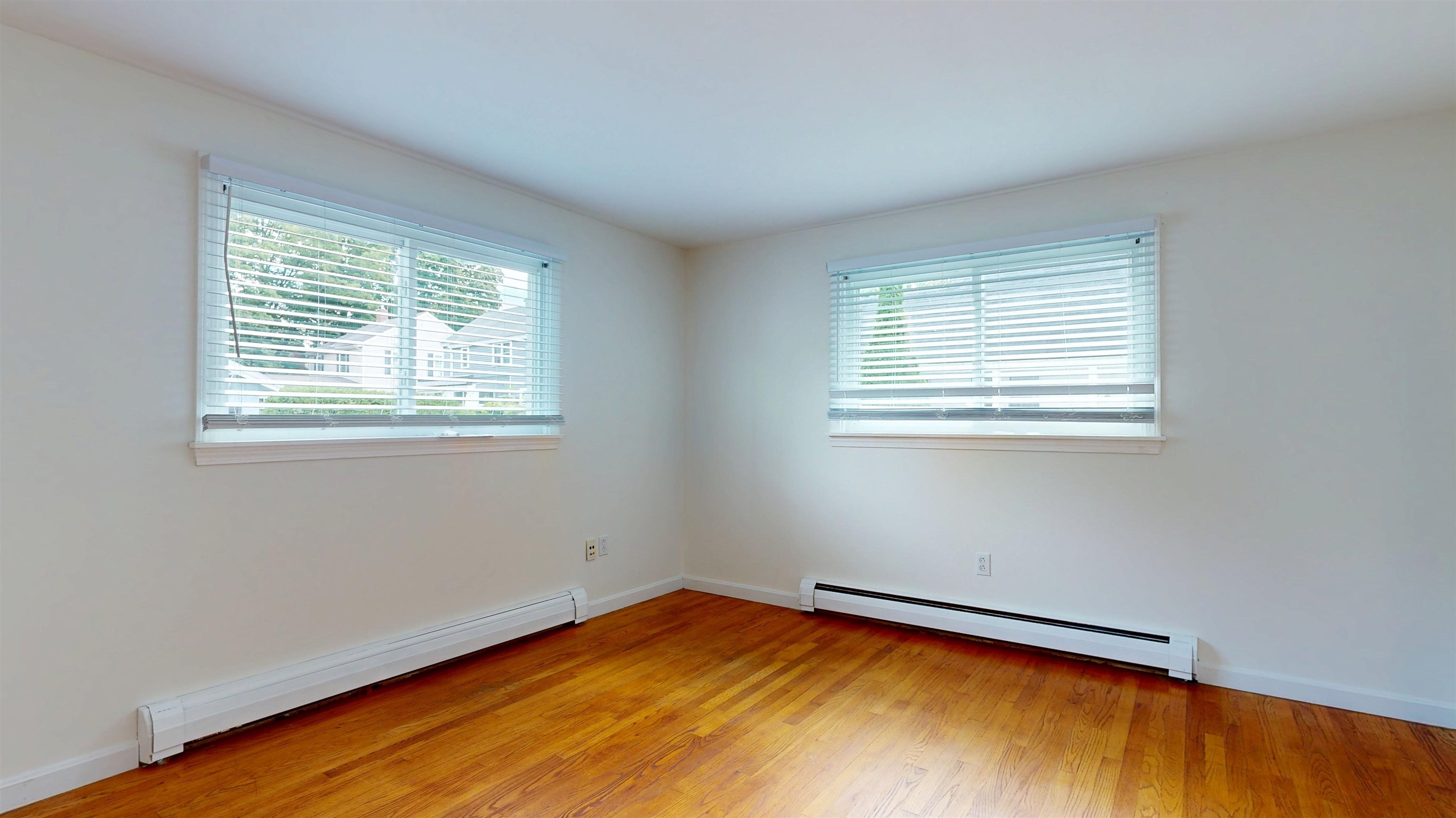 976 North Avenue Property Photo 14