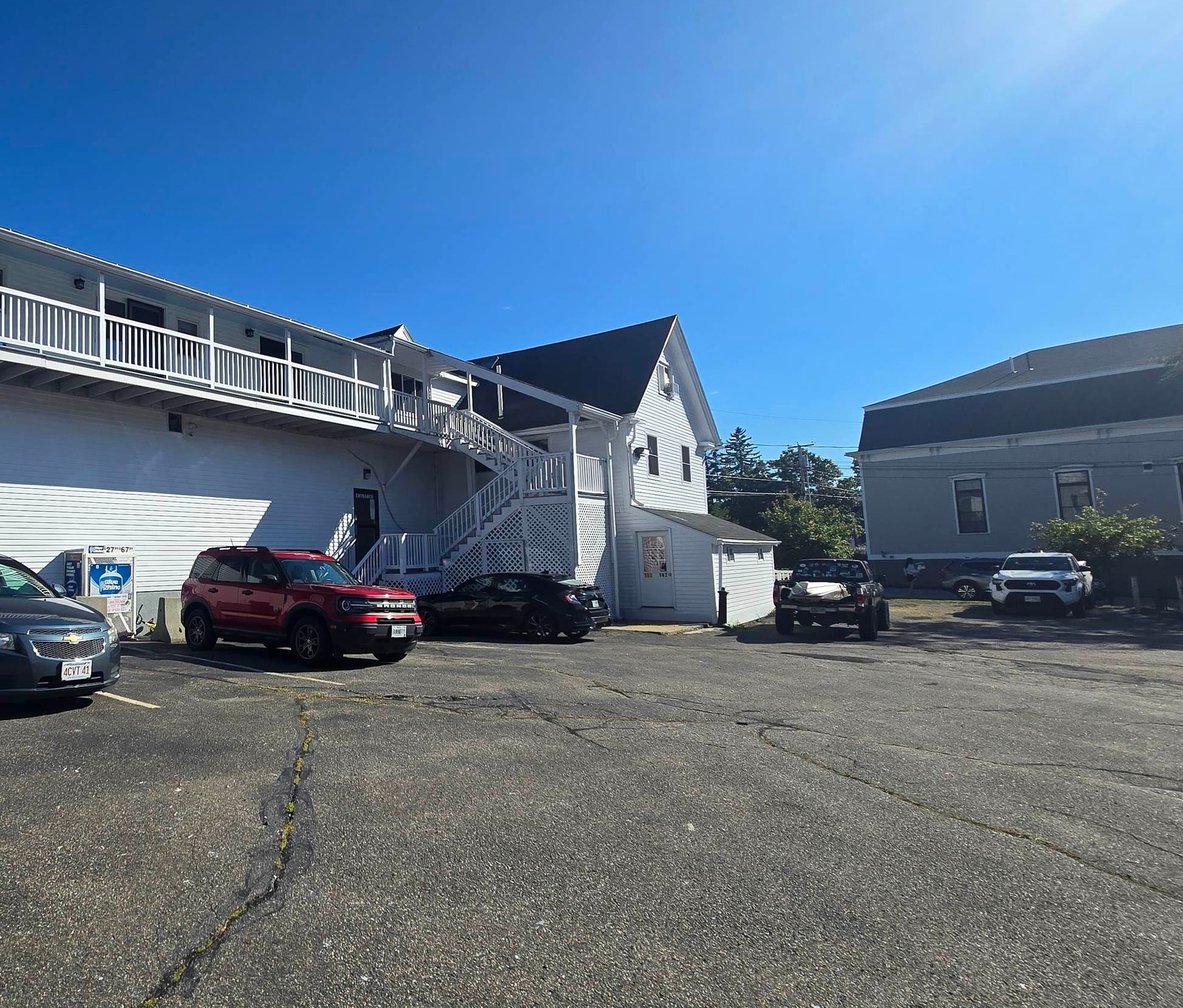 153 Portsmouth Avenue Property Photo 1