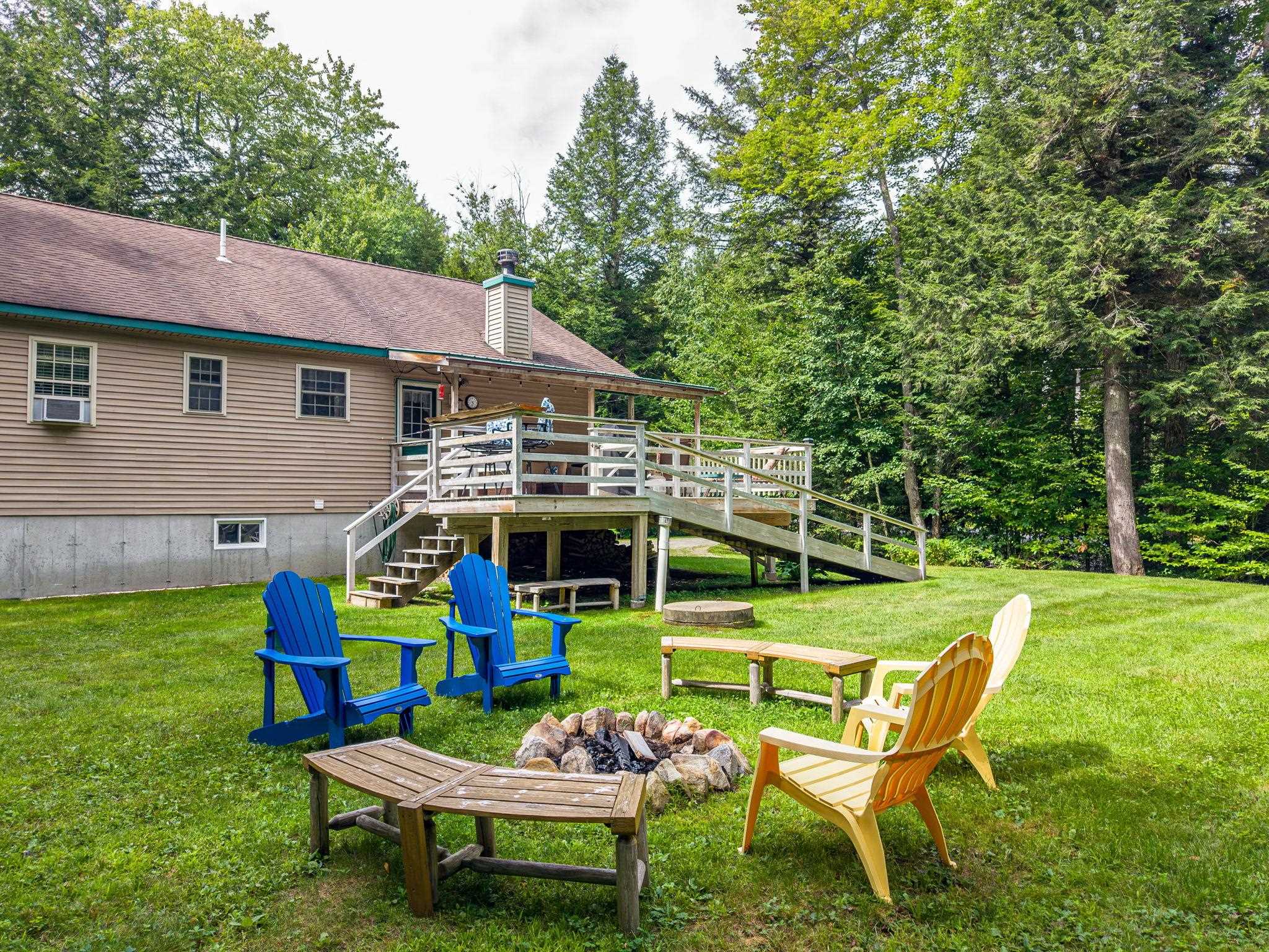 954 Boardman Loop Property Photo 4