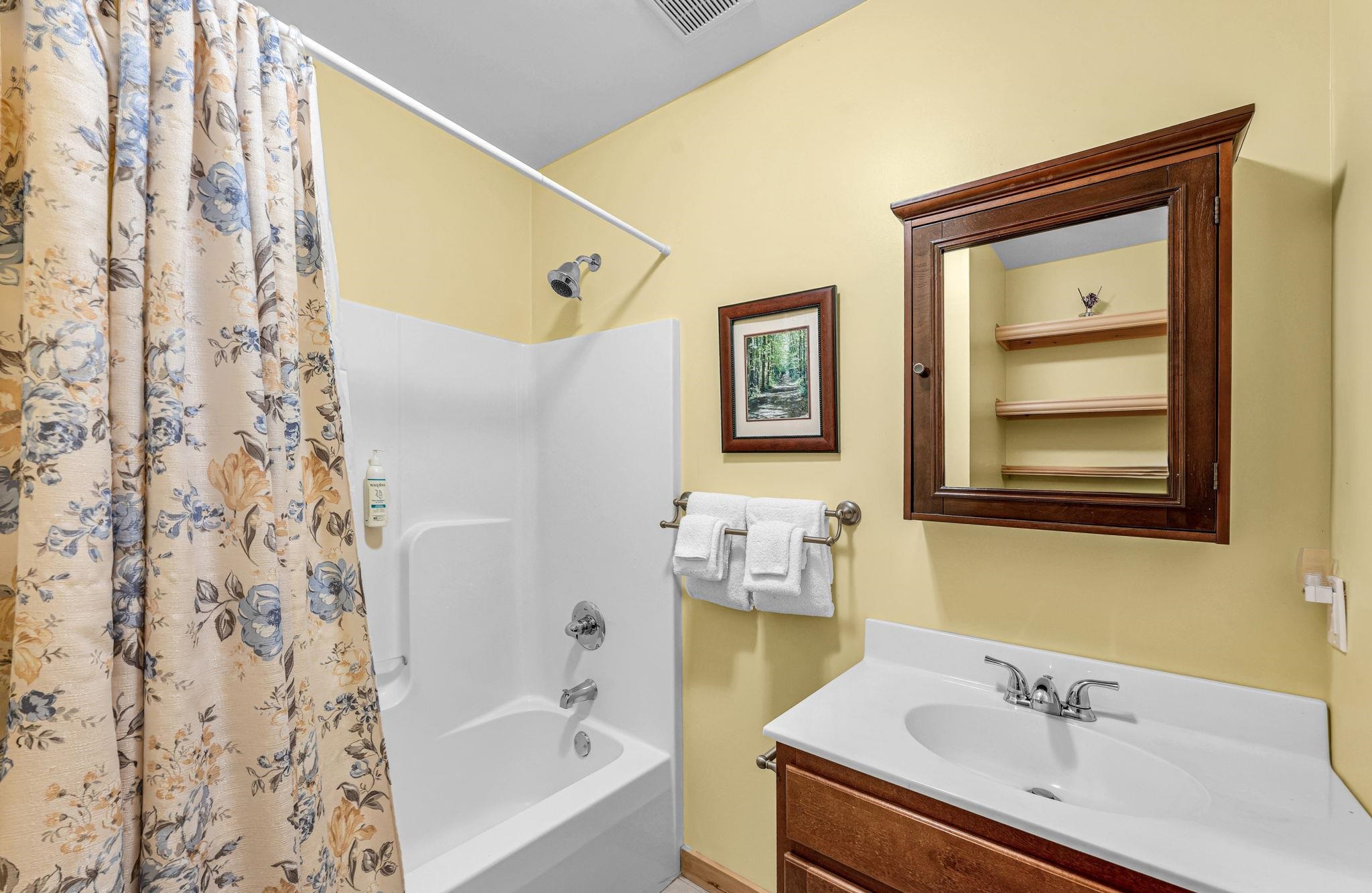 954 Boardman Loop Property Photo 16