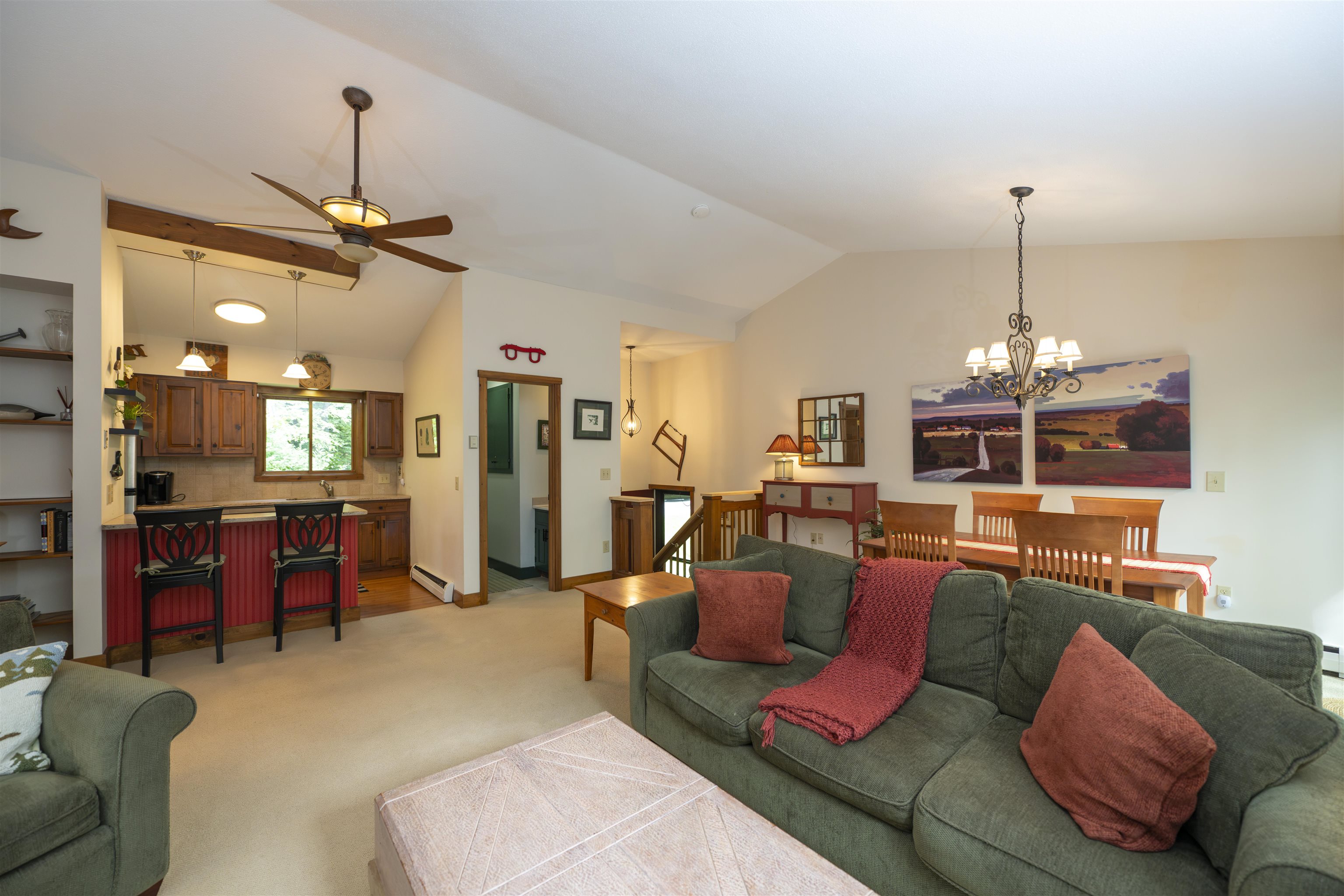 253 Old Quechee Road Property Photo 3