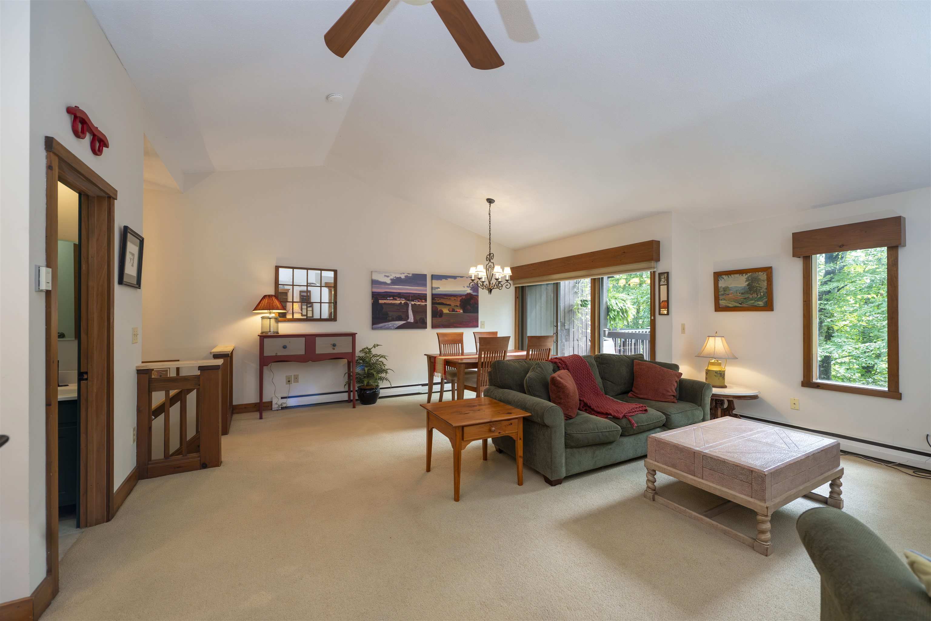 253 Old Quechee Road Property Photo 8