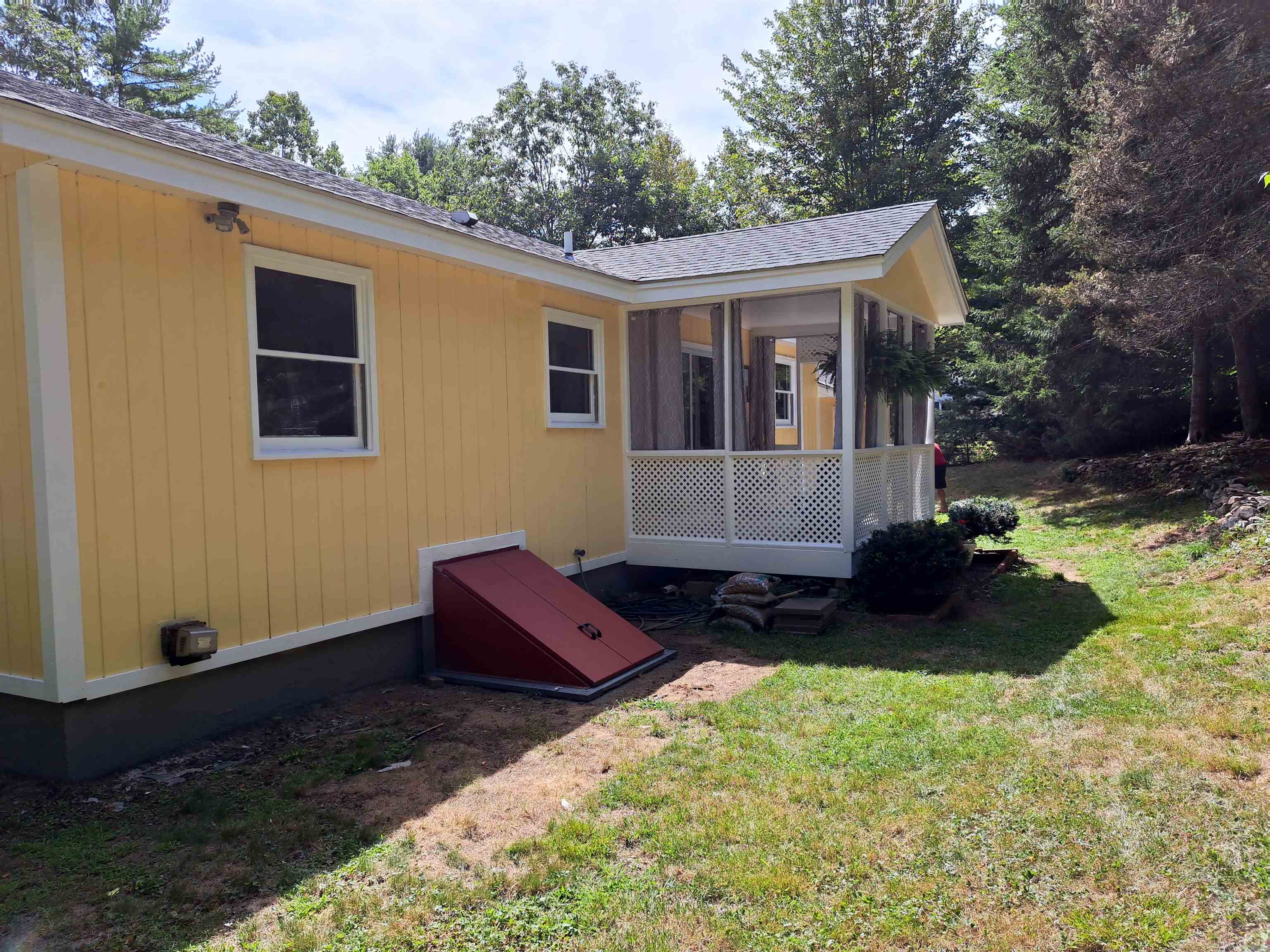 10 Alexander Avenue Property Photo 18