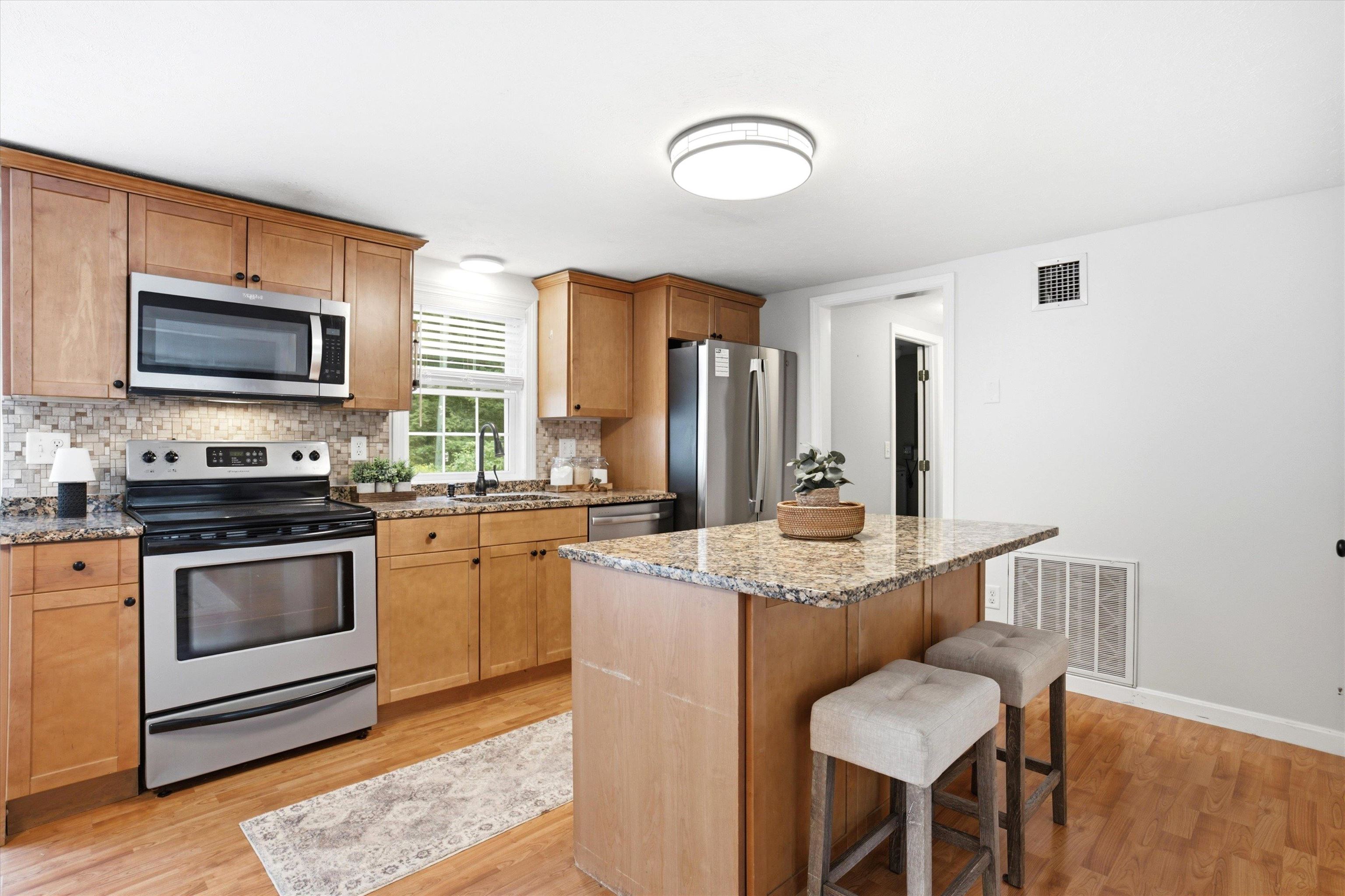19 Deerwood Drive Property Photo 6