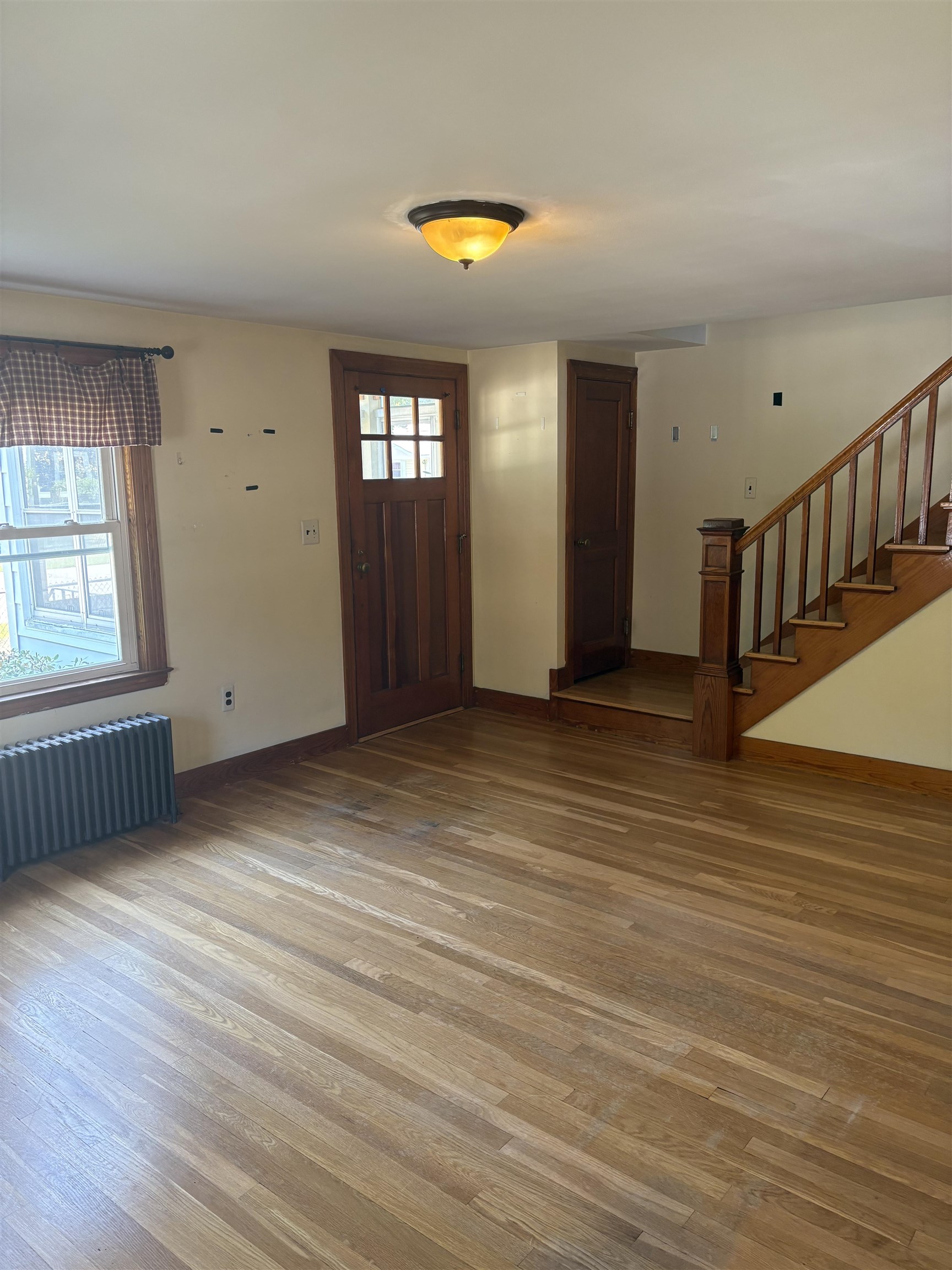 44 Dewey Street Property Photo 3
