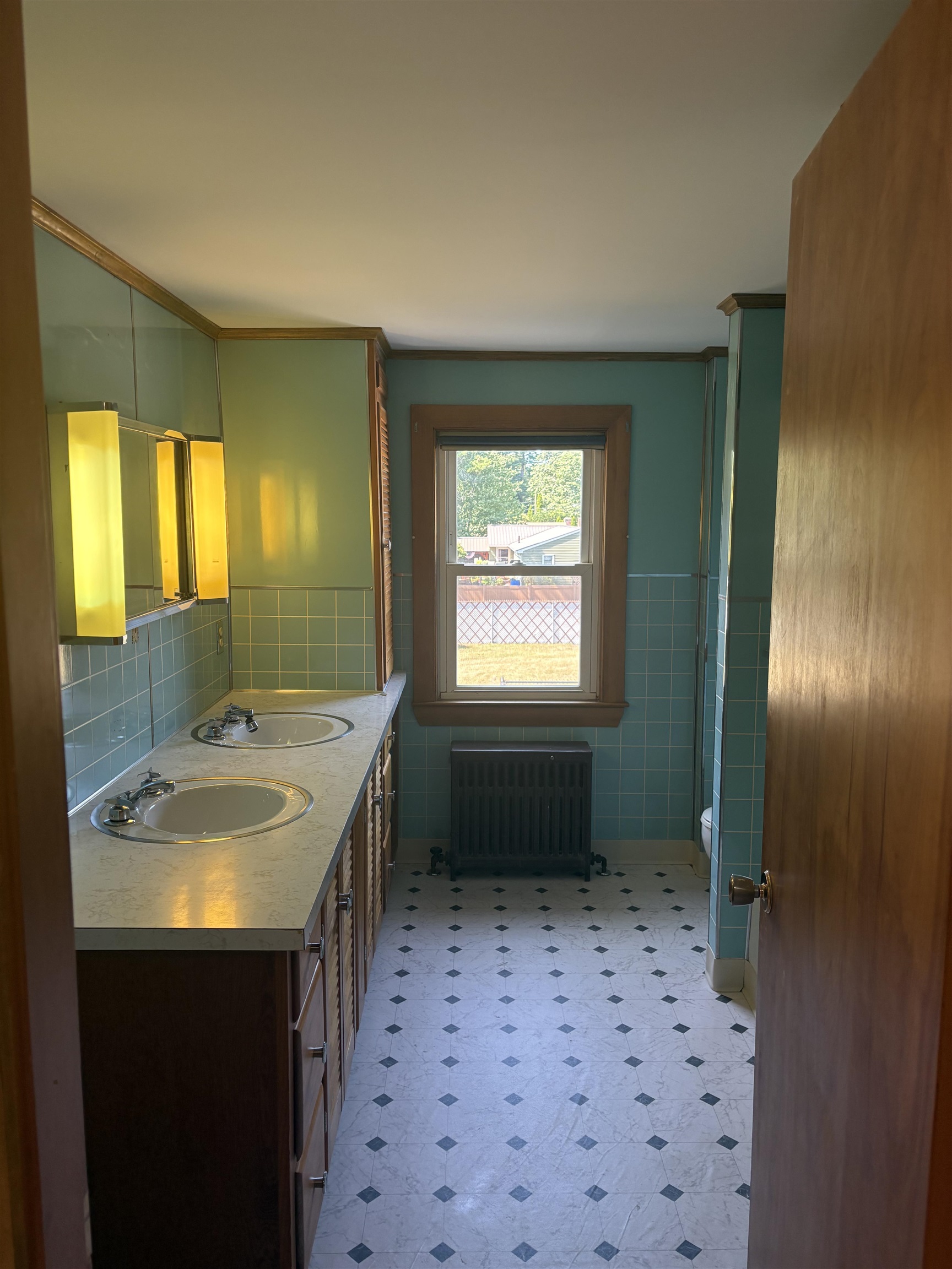 44 Dewey Street Property Photo 15