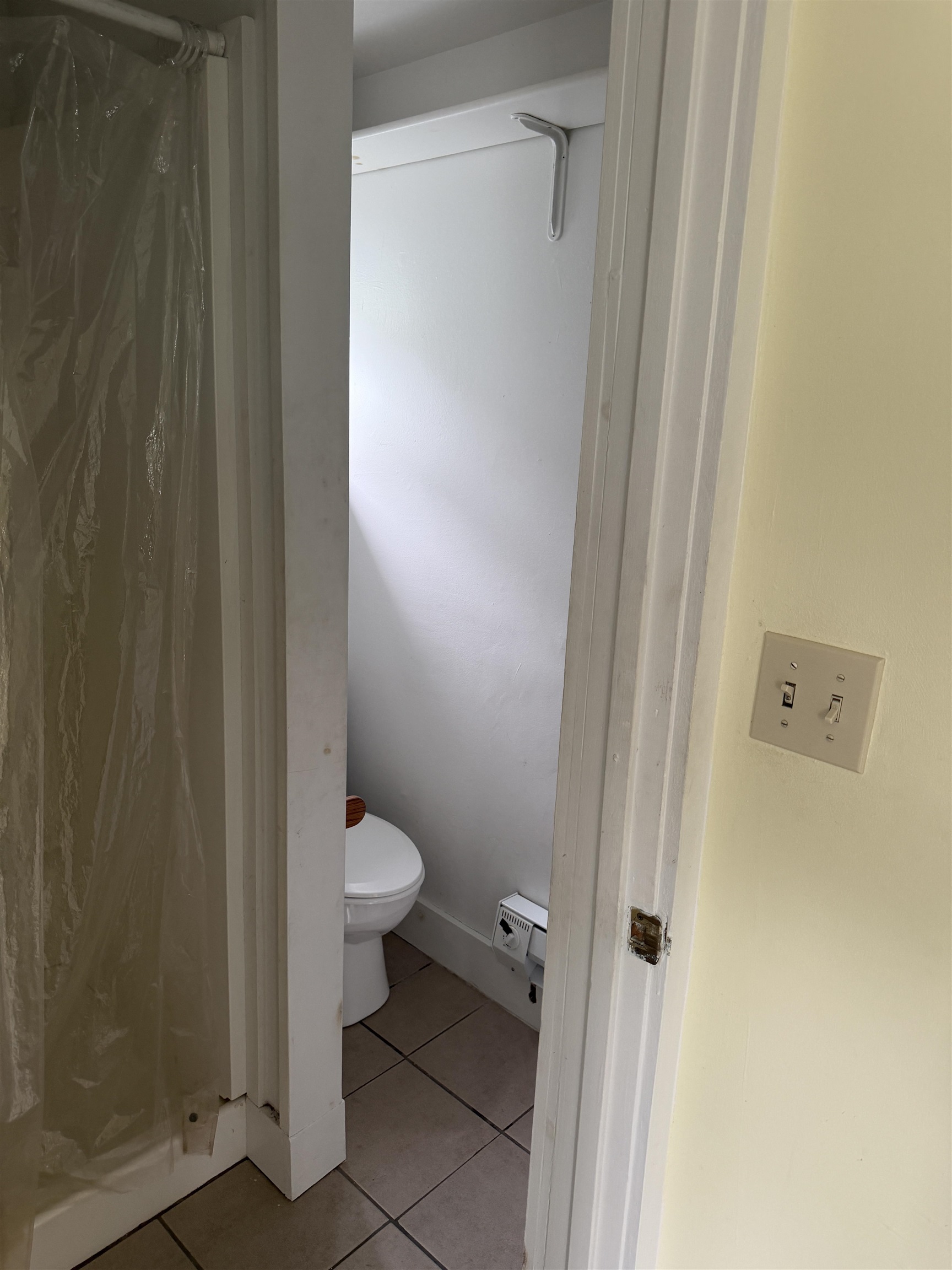 27 Ashuelot Street Property Photo 5