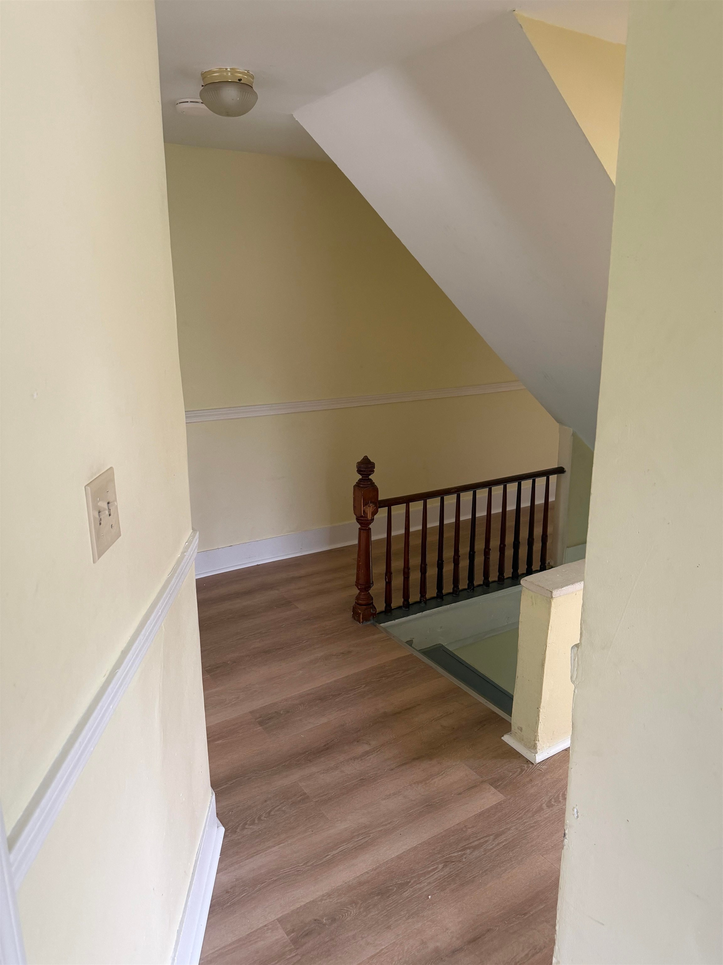 27 Ashuelot Street Property Photo 6