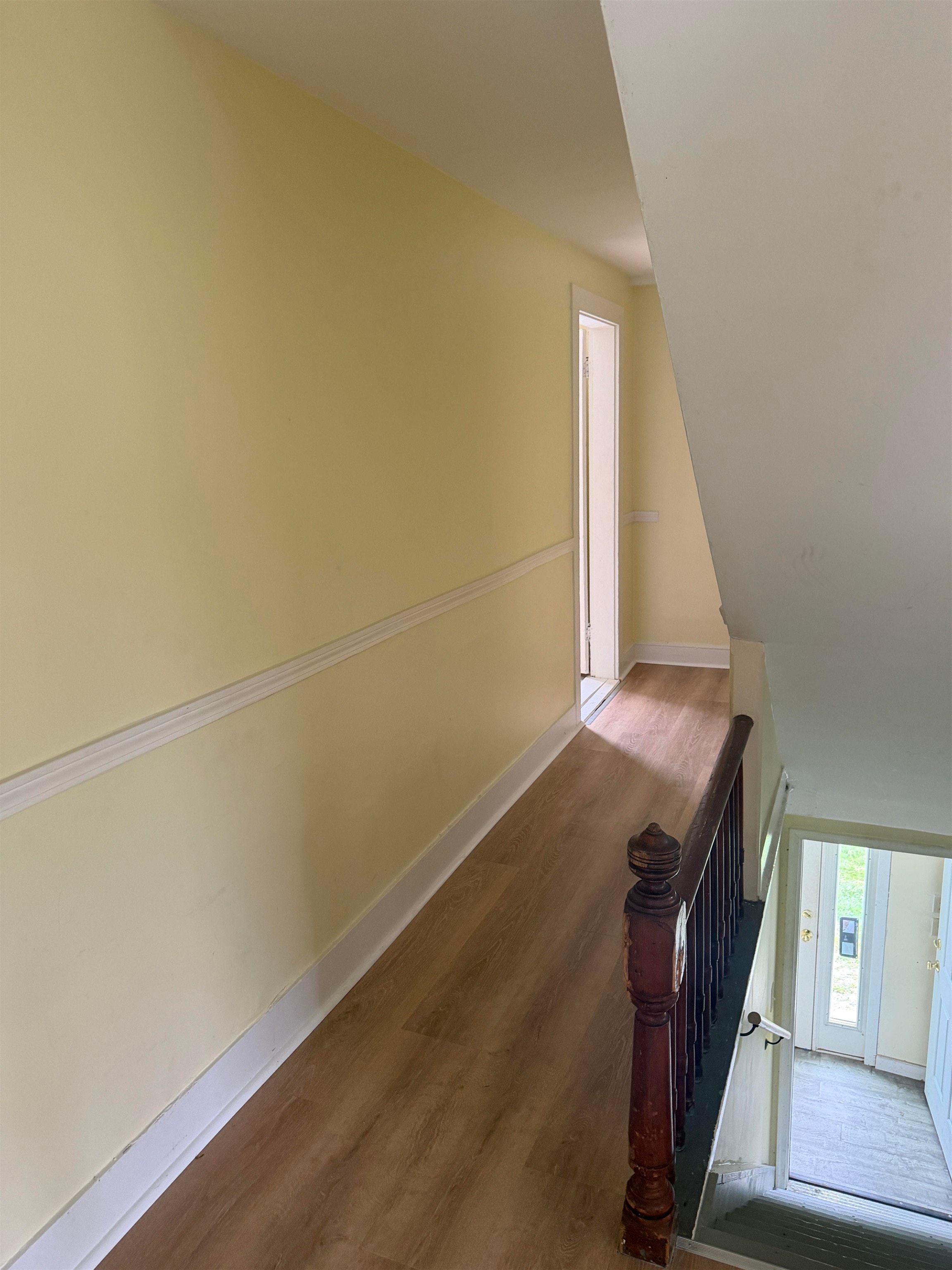 27 Ashuelot Street Property Photo 8