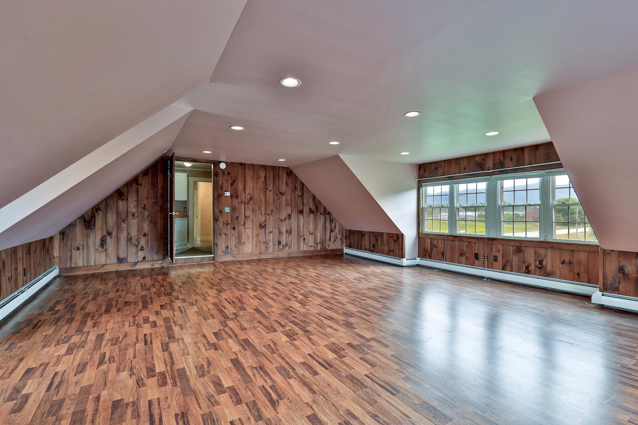 1213 Us Route 7 Property Photo 30