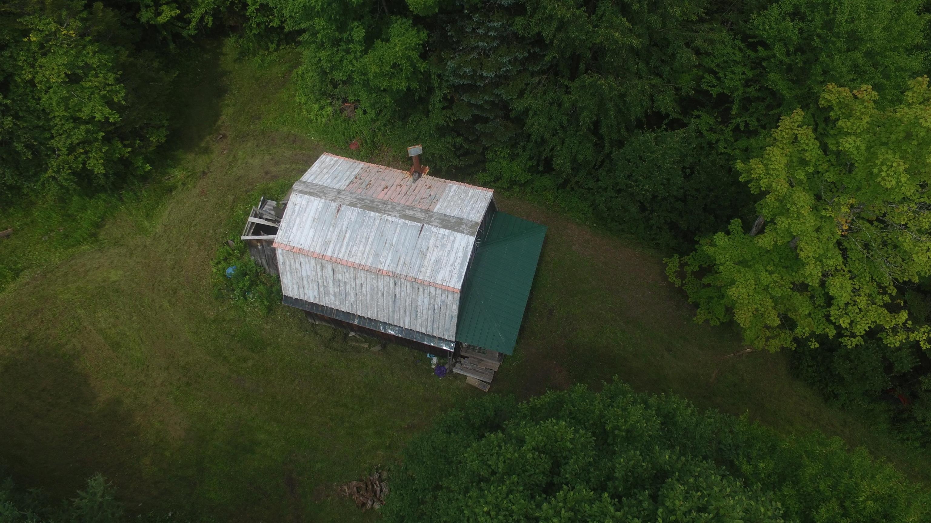 2064 Coles Pond Road Property Photo 3
