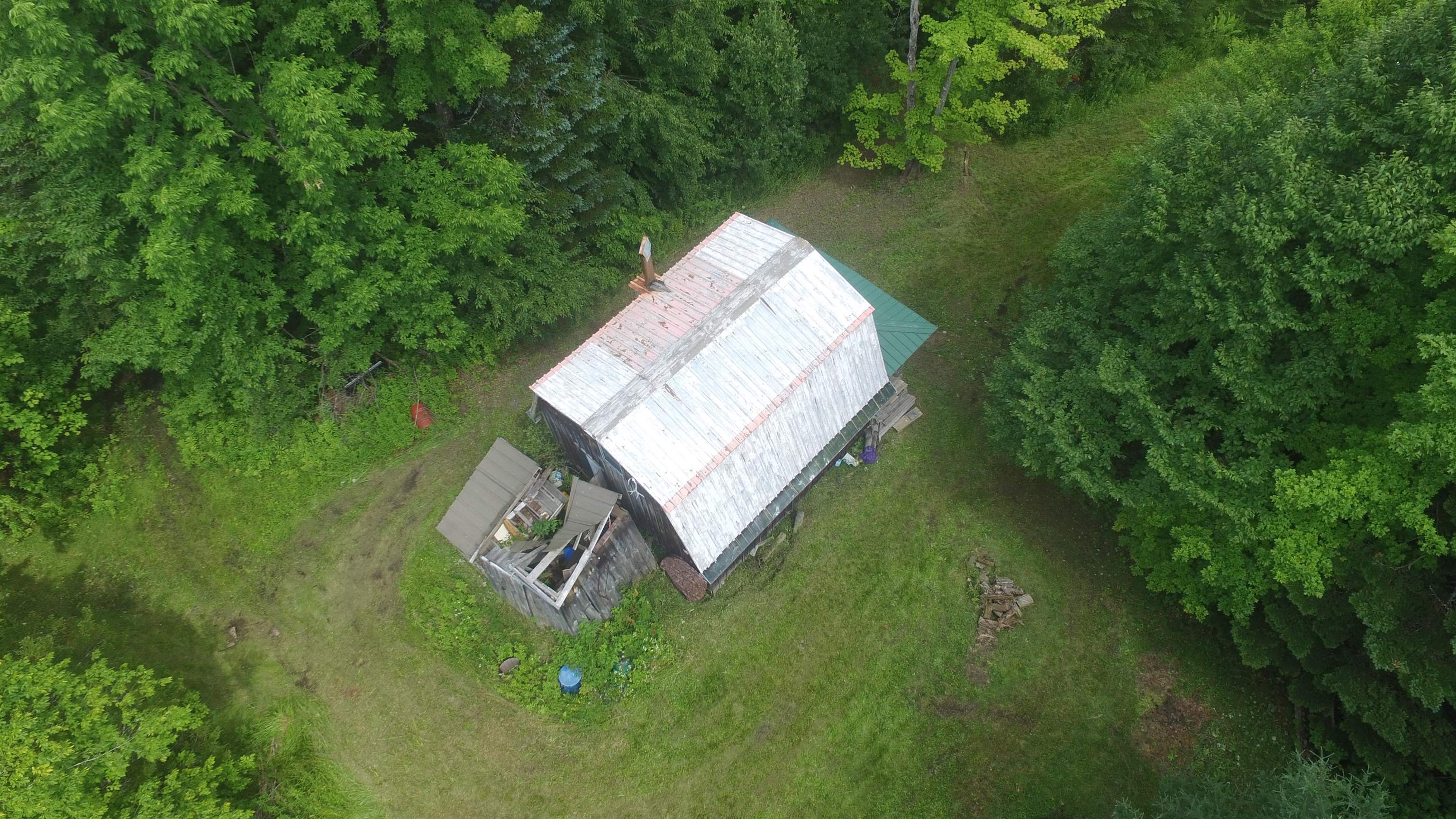2064 Coles Pond Road Property Photo 4