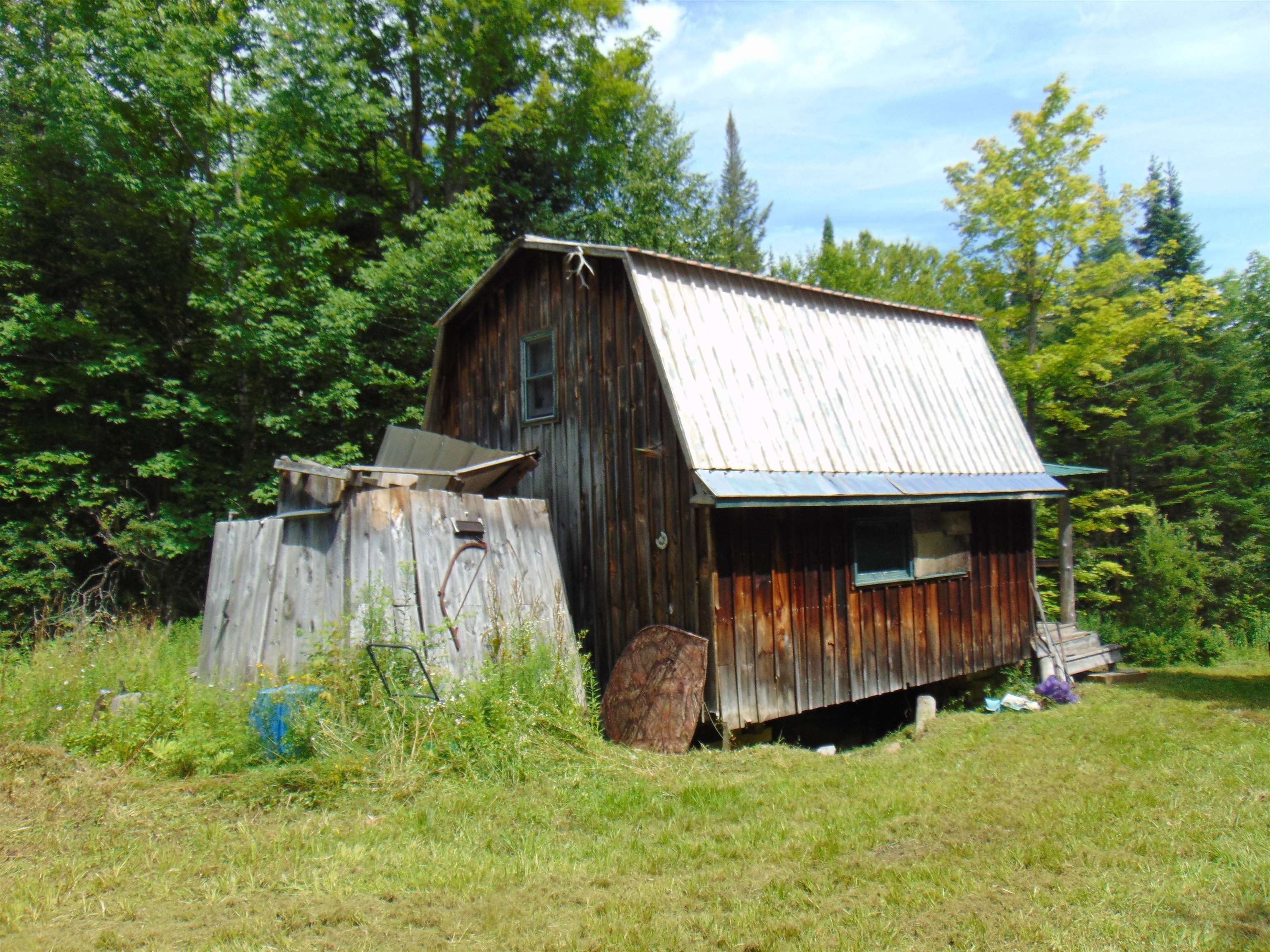 2064 Coles Pond Road Property Photo 8