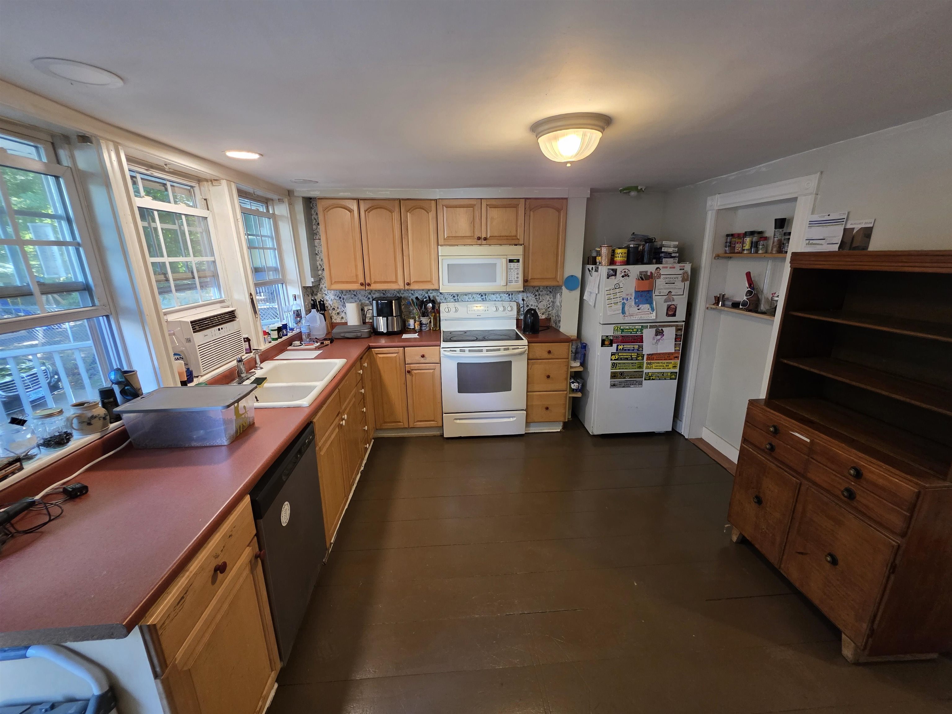 8 Highland Street Property Photo 4