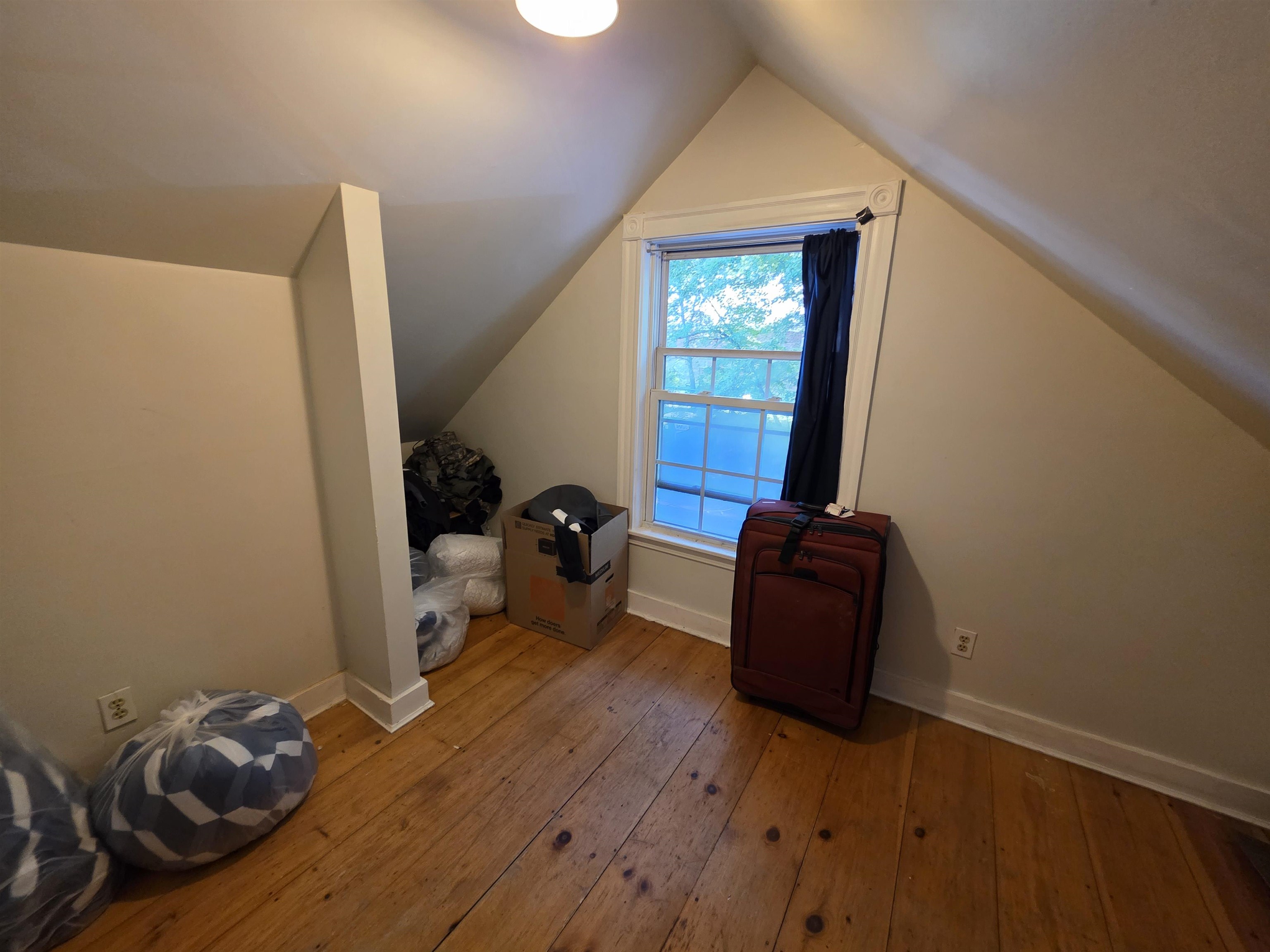 8 Highland Street Property Photo 12