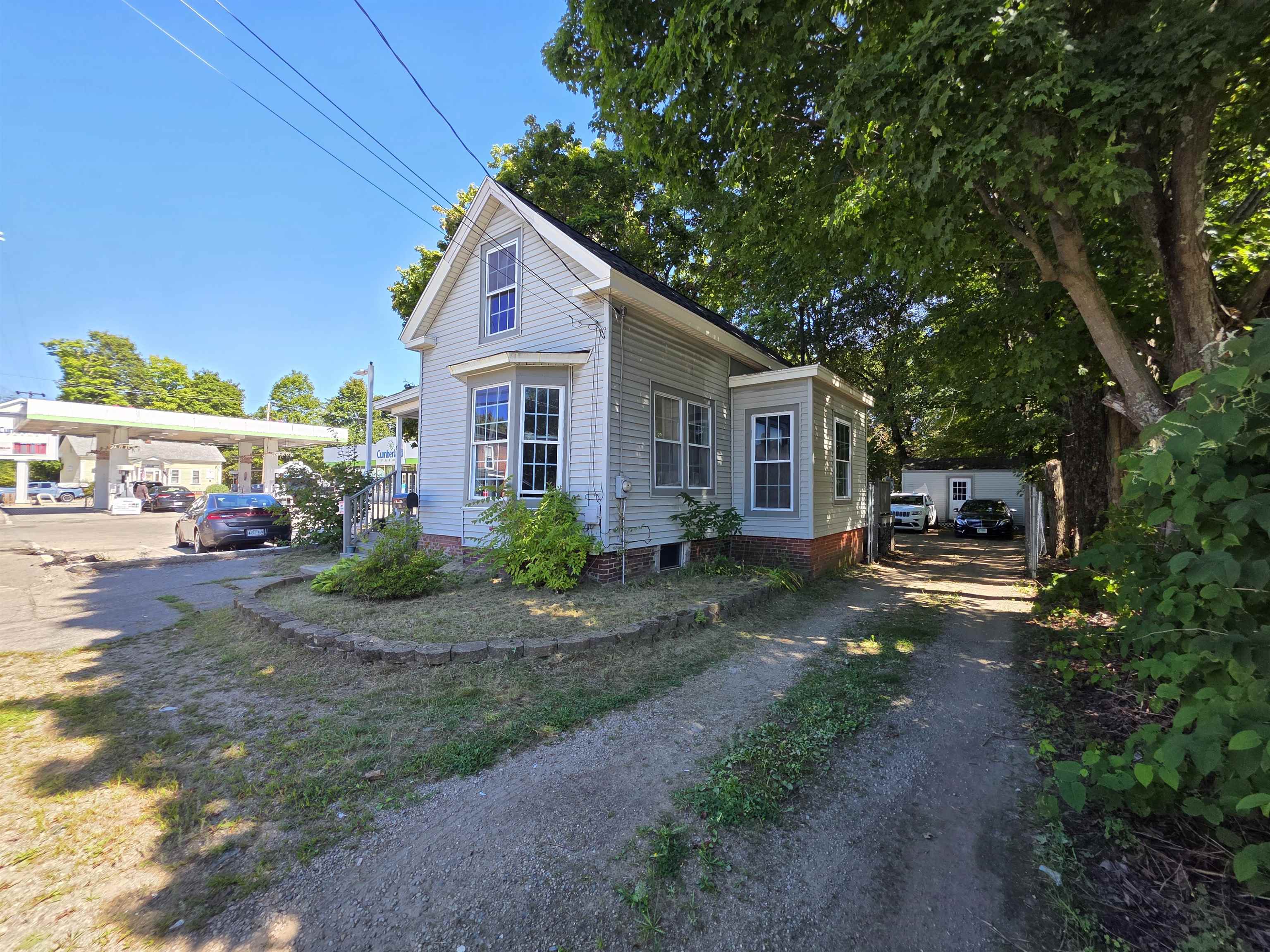 8 Highland Street Property Photo 17