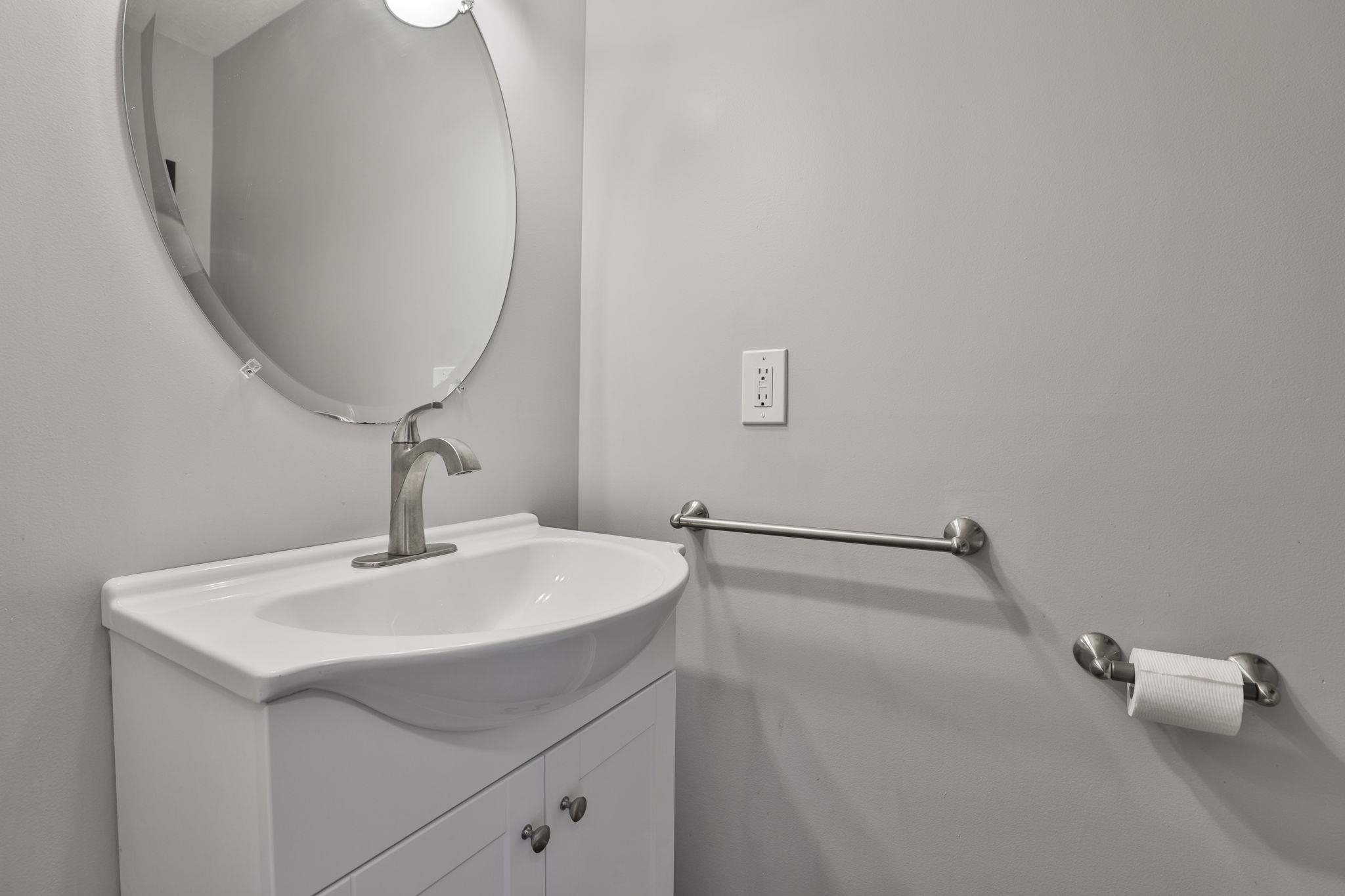 6 Pleasant Street Property Photo 23