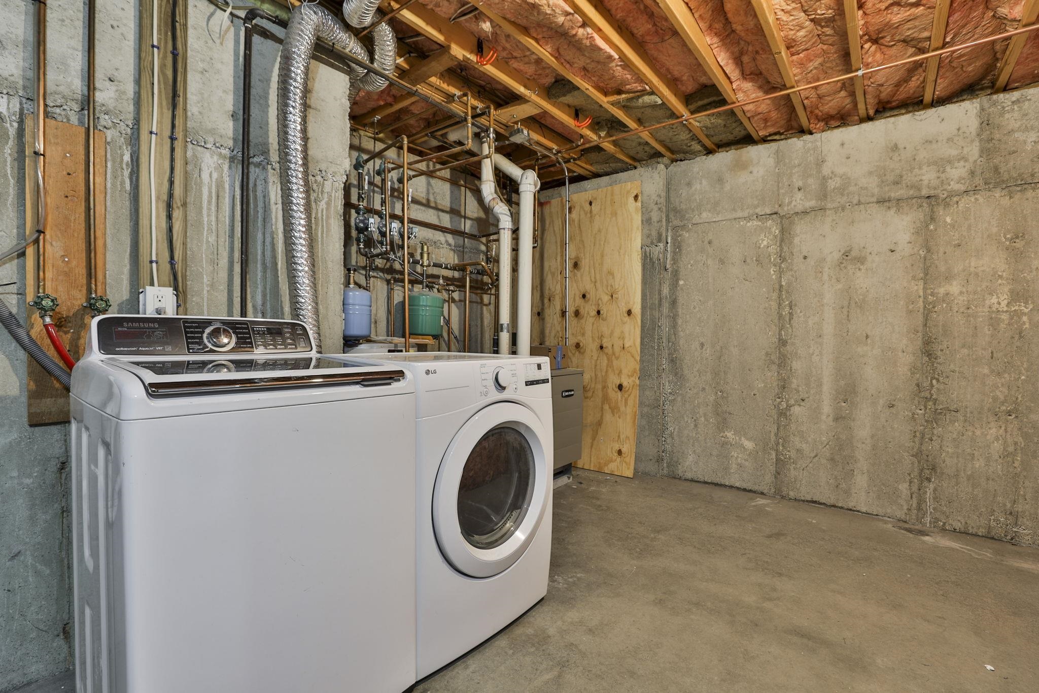 6 Pleasant Street Property Photo 30