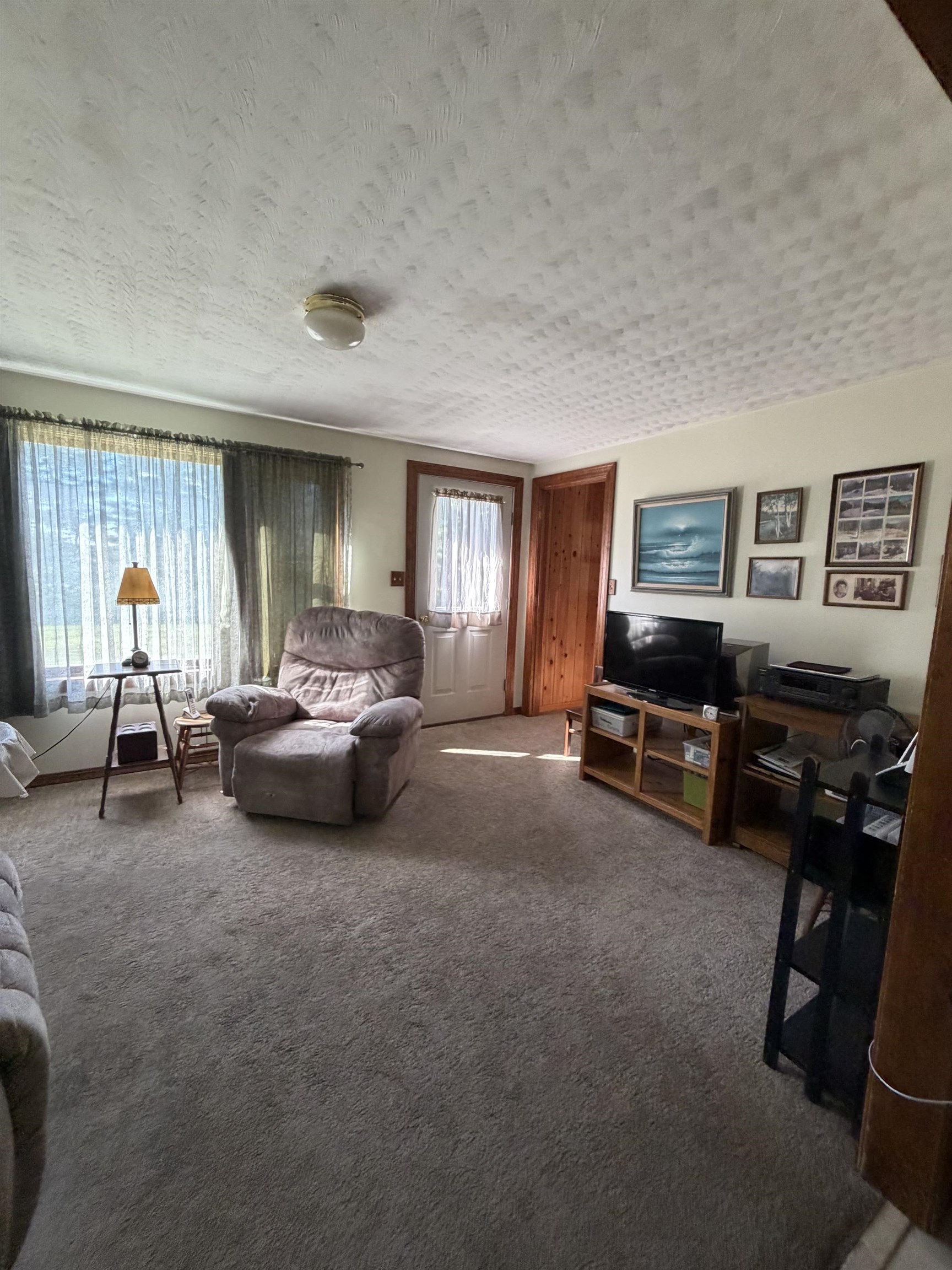36 Sunset Drive Property Photo 3