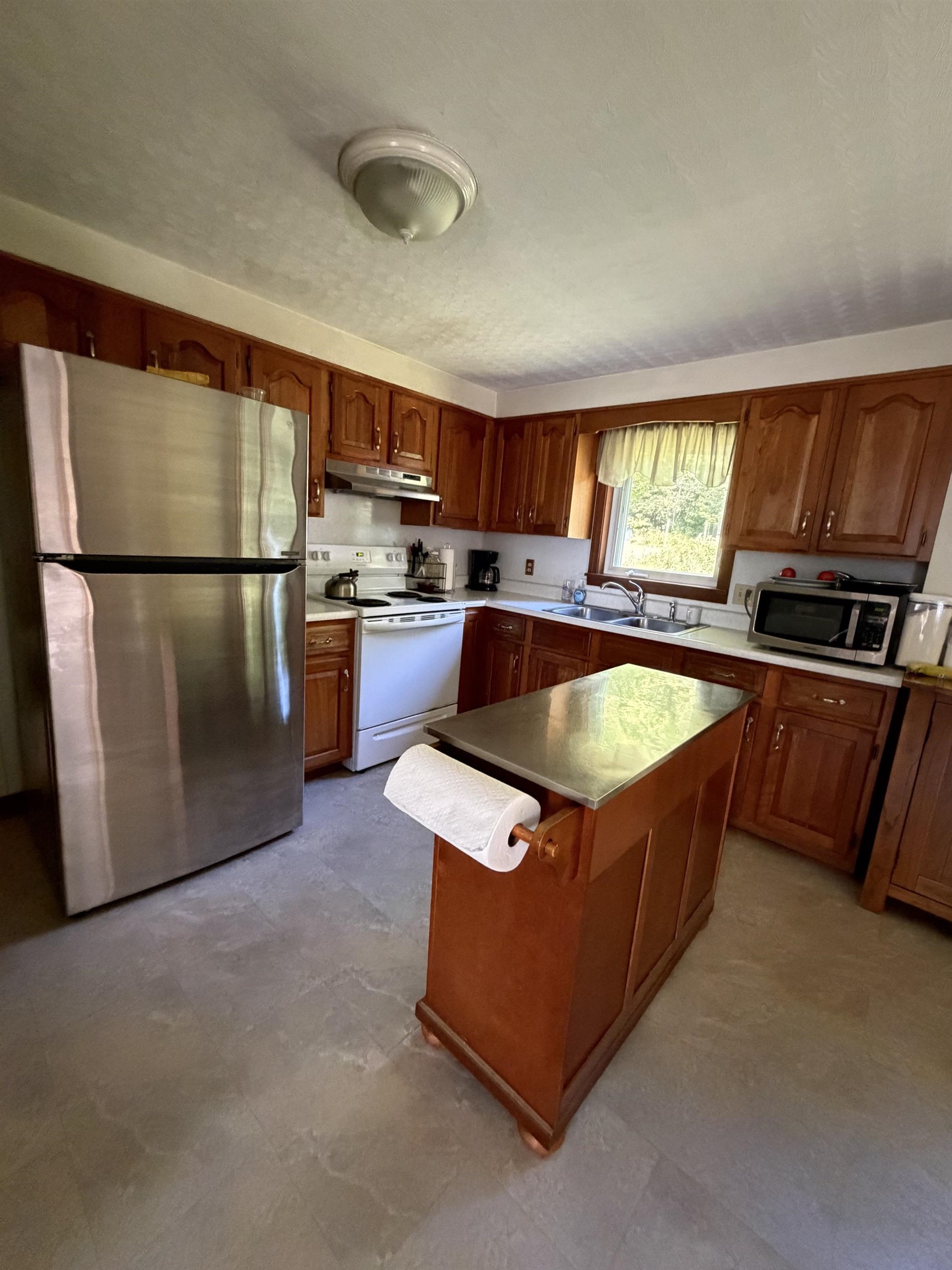 36 Sunset Drive Property Photo 4