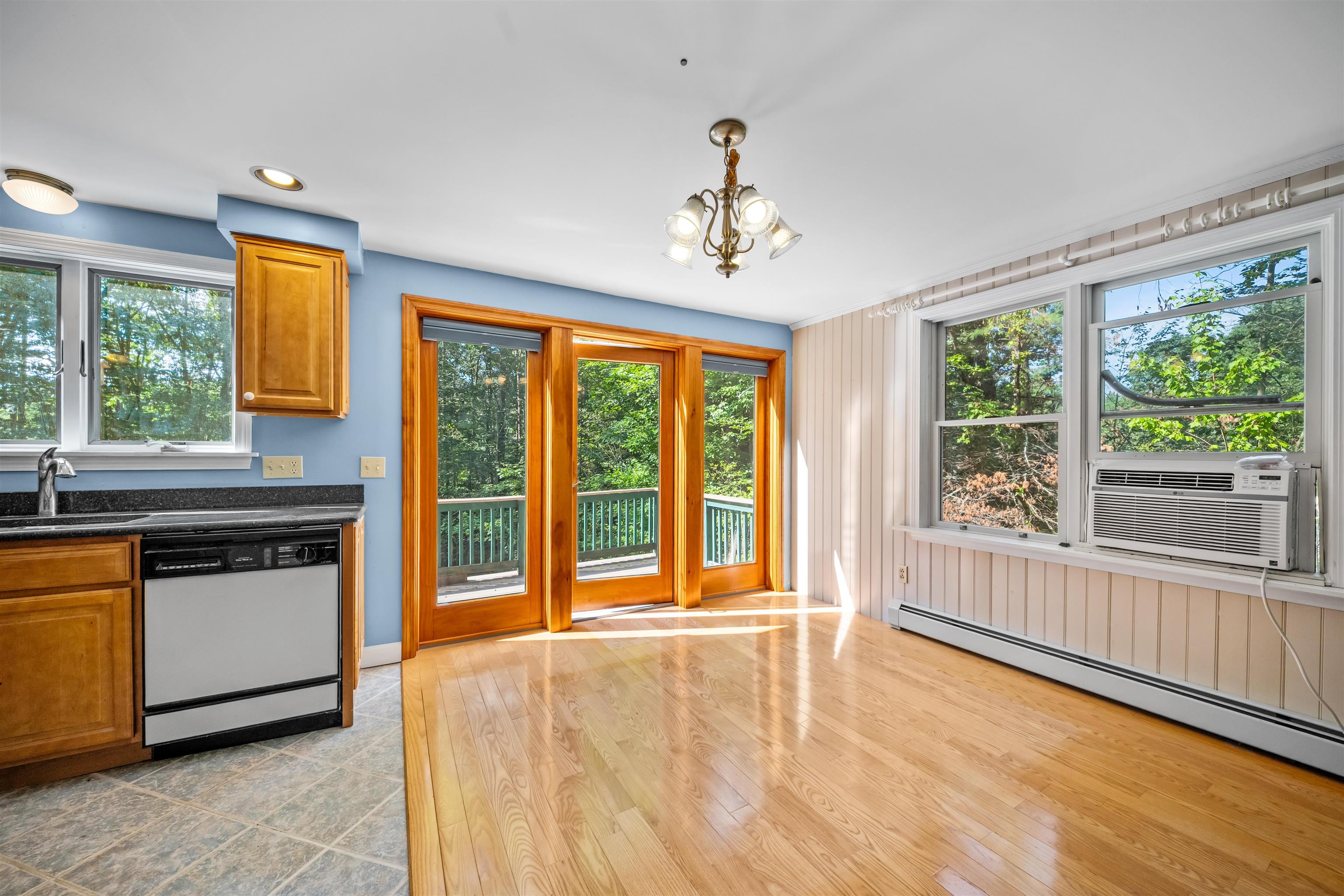 18 Garrison Lane Property Photo 6