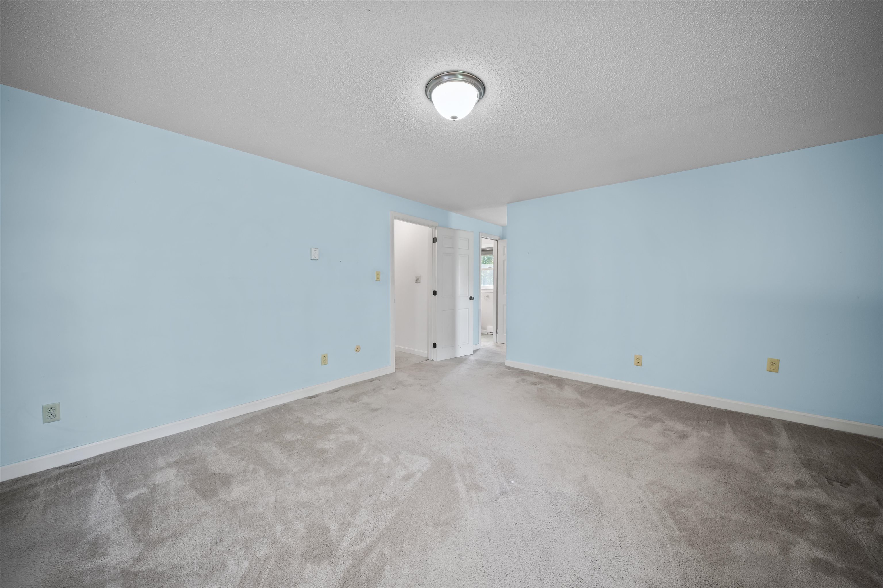 18 Garrison Lane Property Photo 20