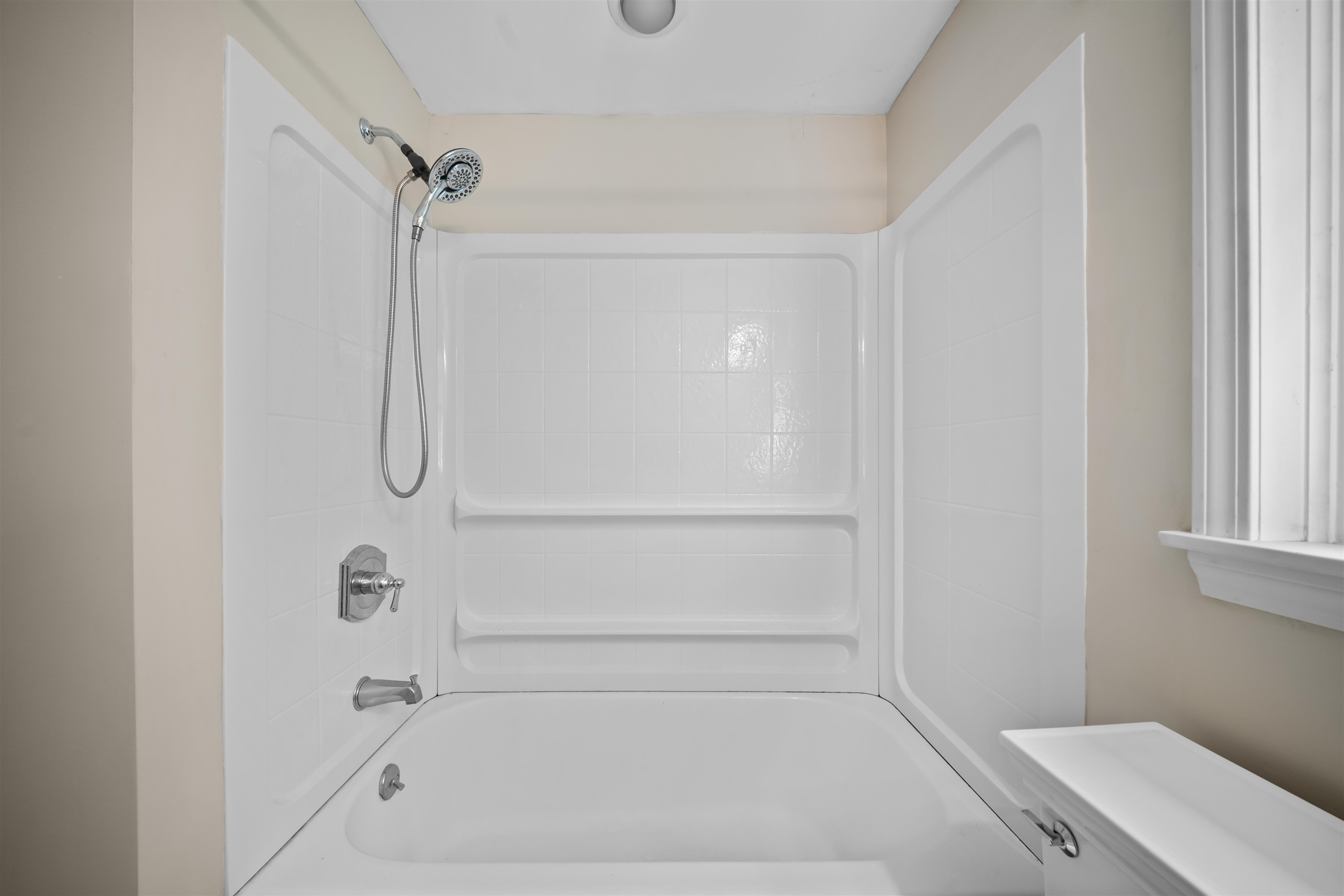 18 Garrison Lane Property Photo 30