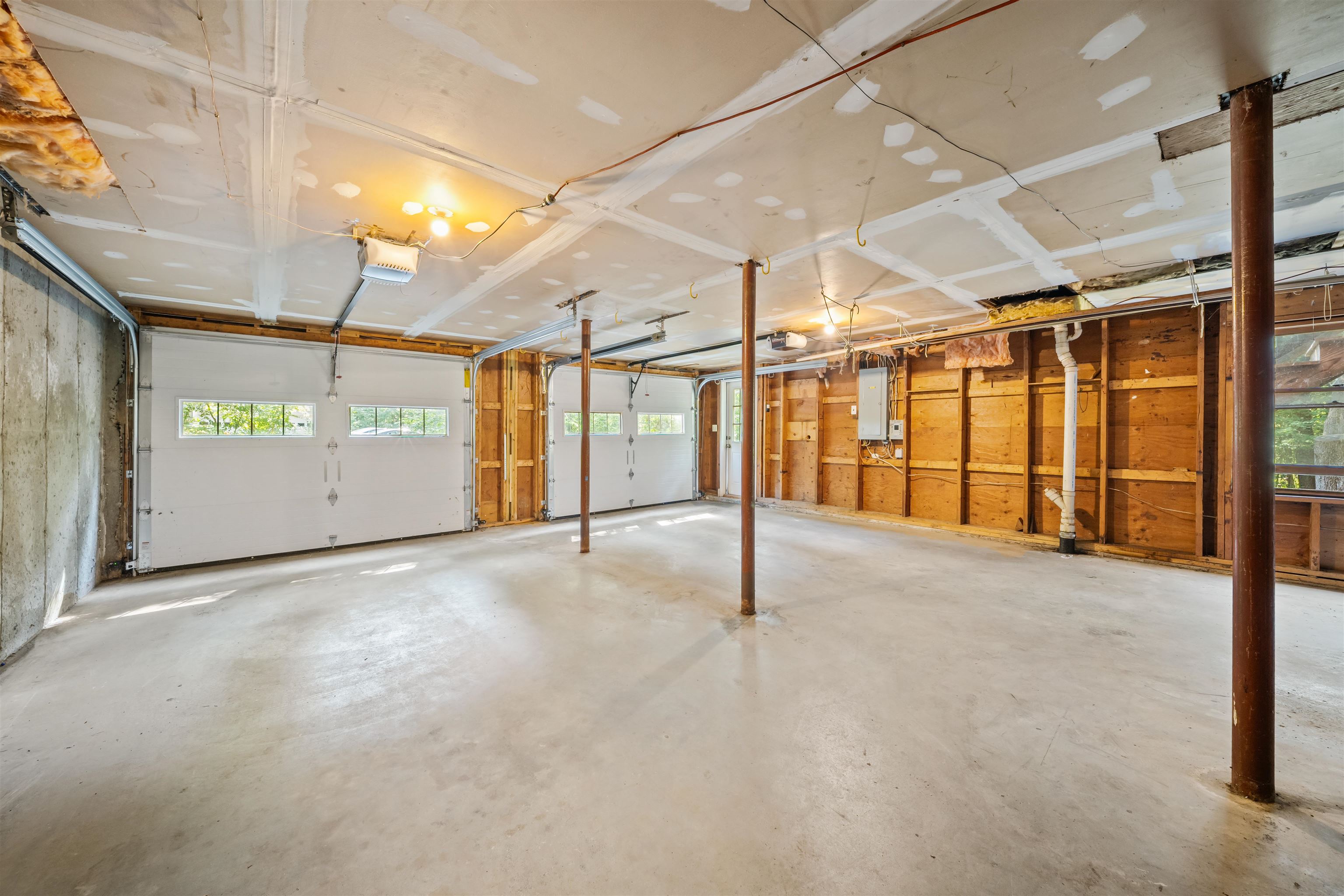 18 Garrison Lane Property Photo 36