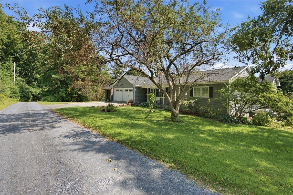 66 Crosier Private Road Property Photo 5