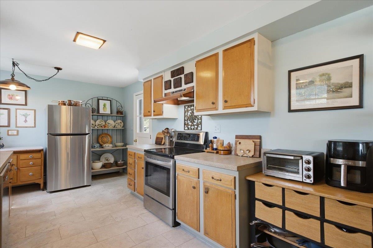 66 Crosier Private Road Property Photo 14