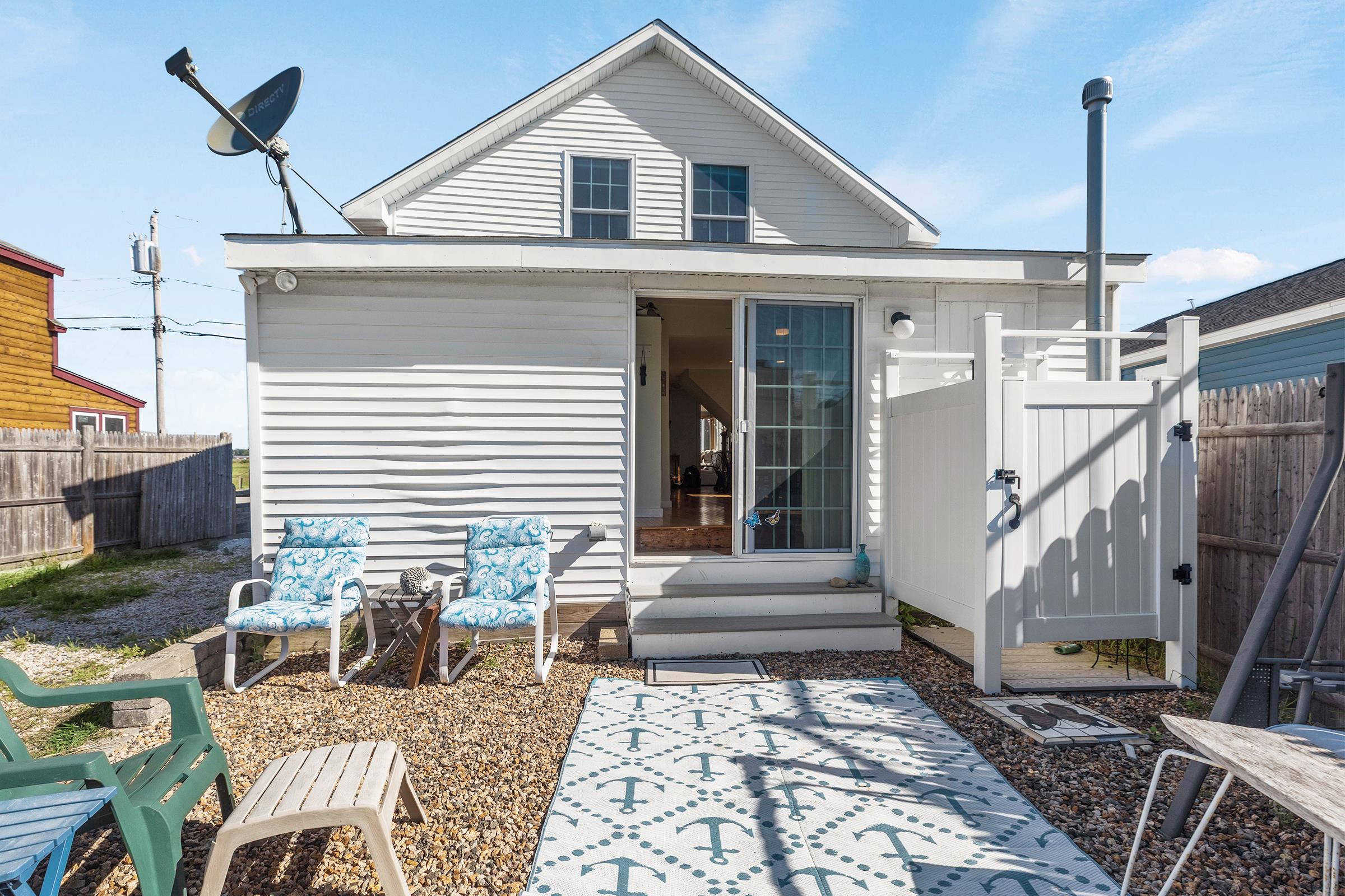 61 Island Path Property Photo 29