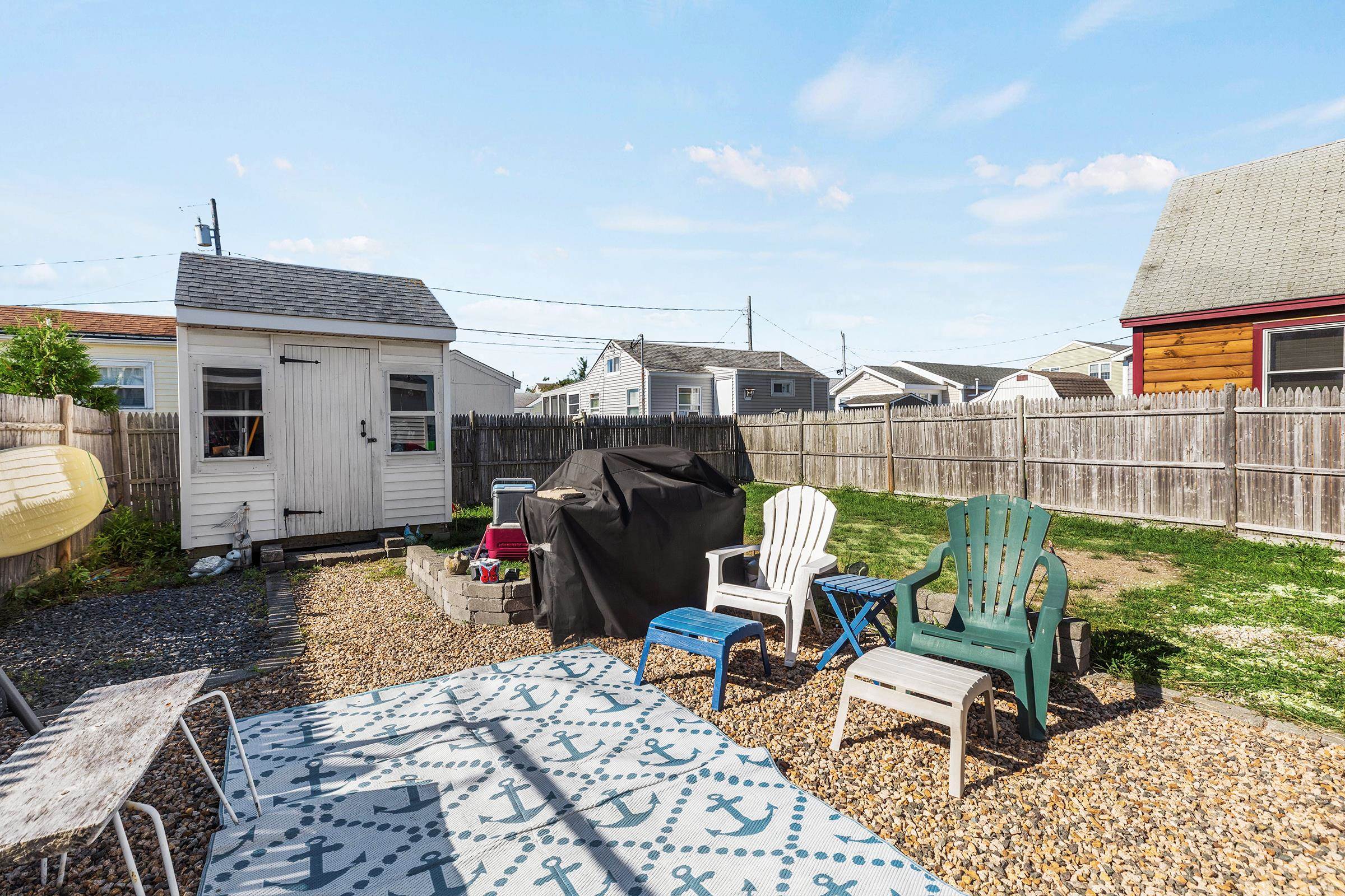 61 Island Path Property Photo 30