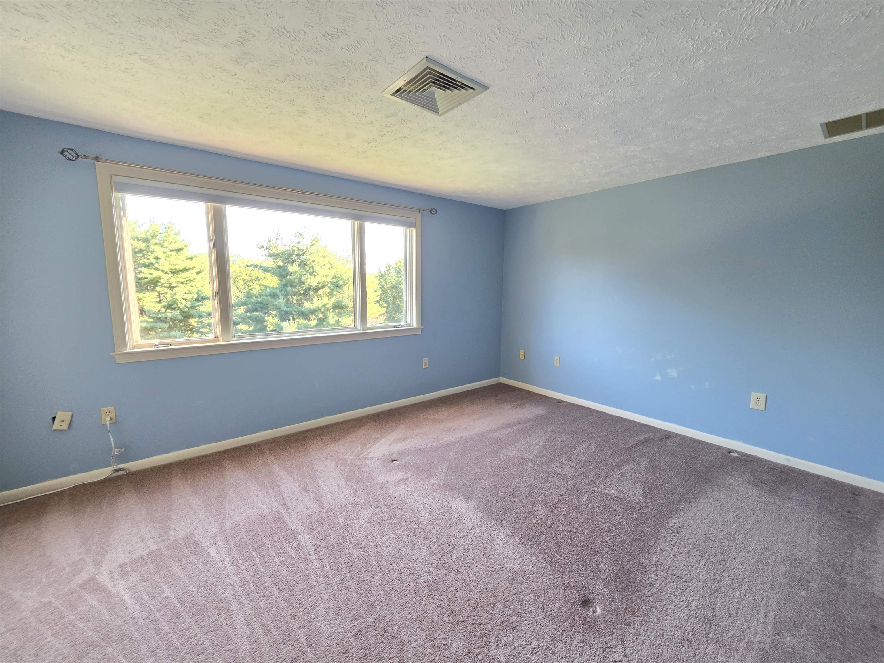 403 Eastview Drive Property Photo 13