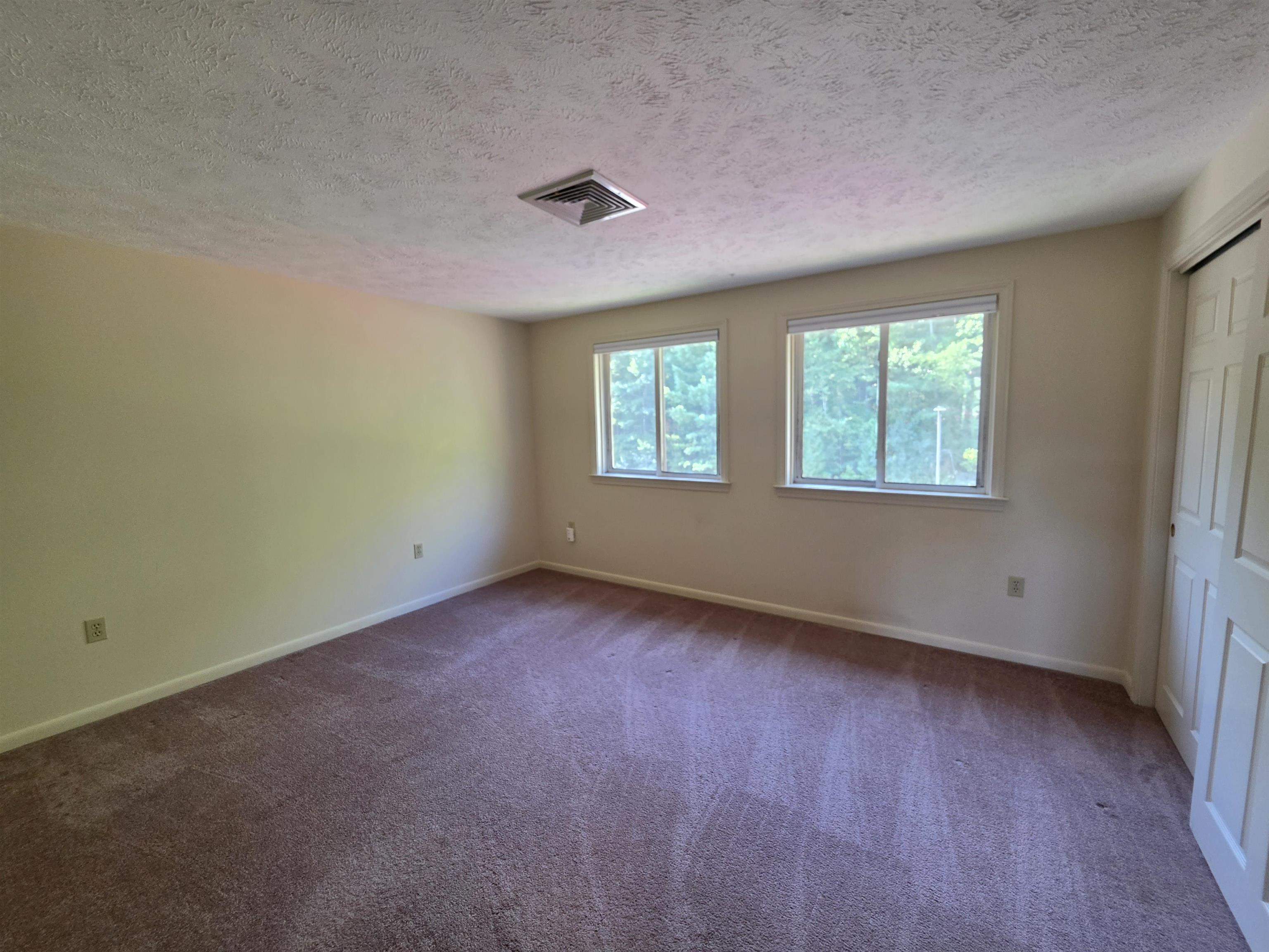 403 Eastview Drive Property Photo 16