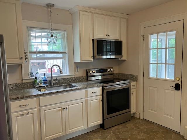 40 Desaulnier Street Property Photo 3