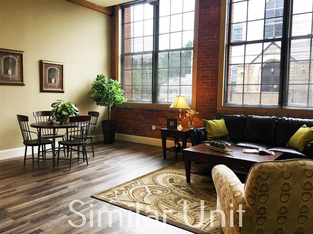 34 Franklin Street Property Photo 4