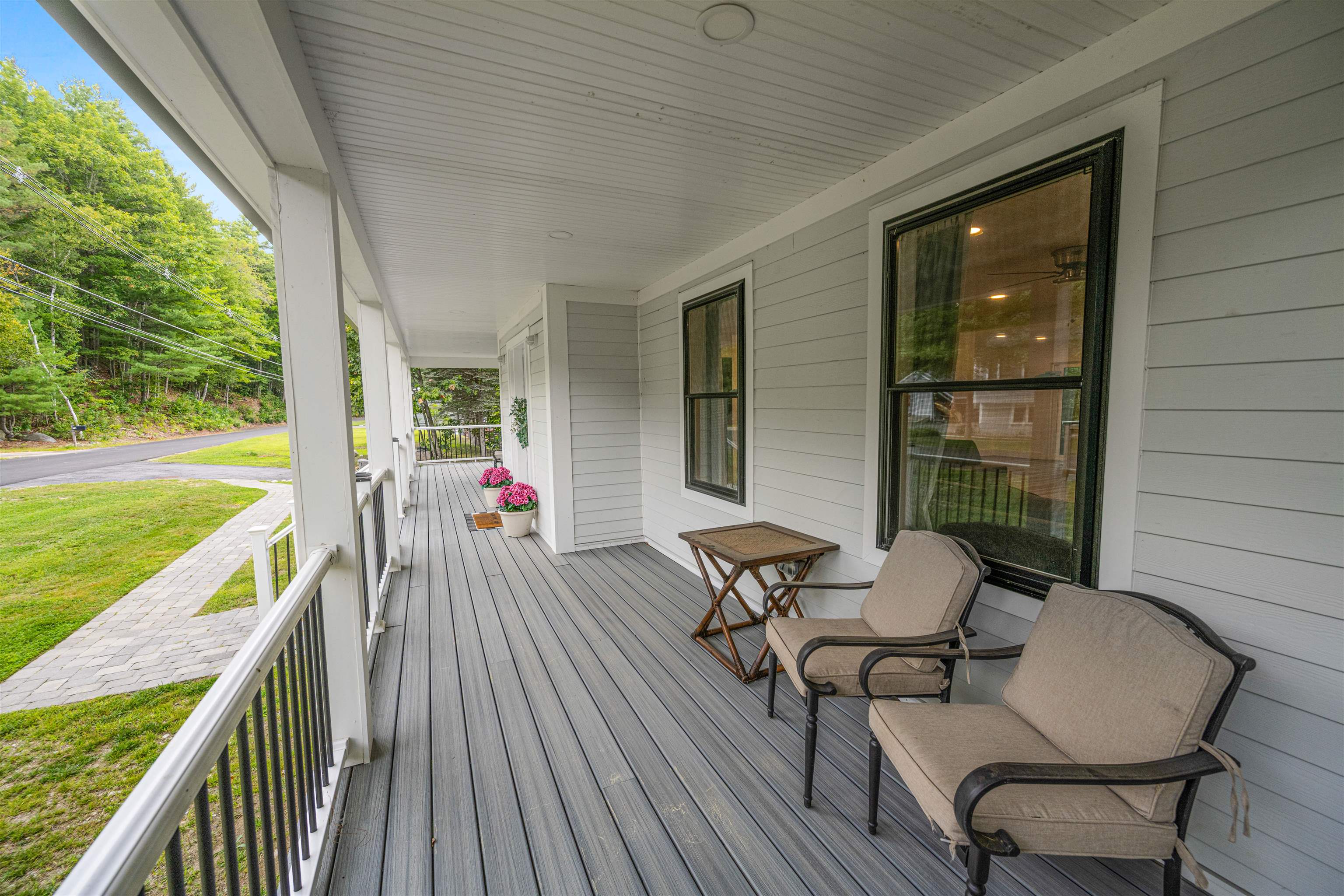77 Riverlake Street Property Photo 5