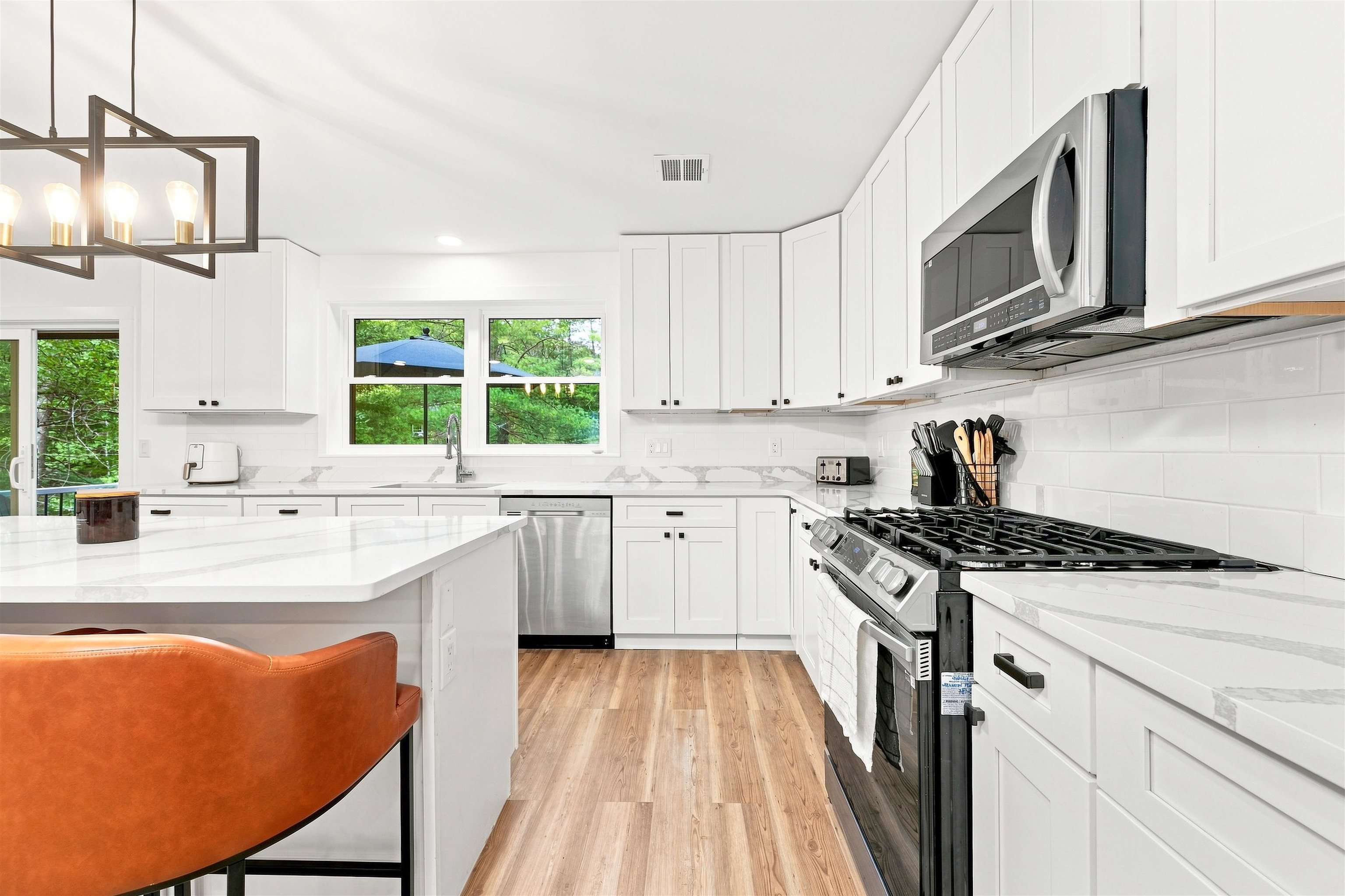 77 Riverlake Street Property Photo 19