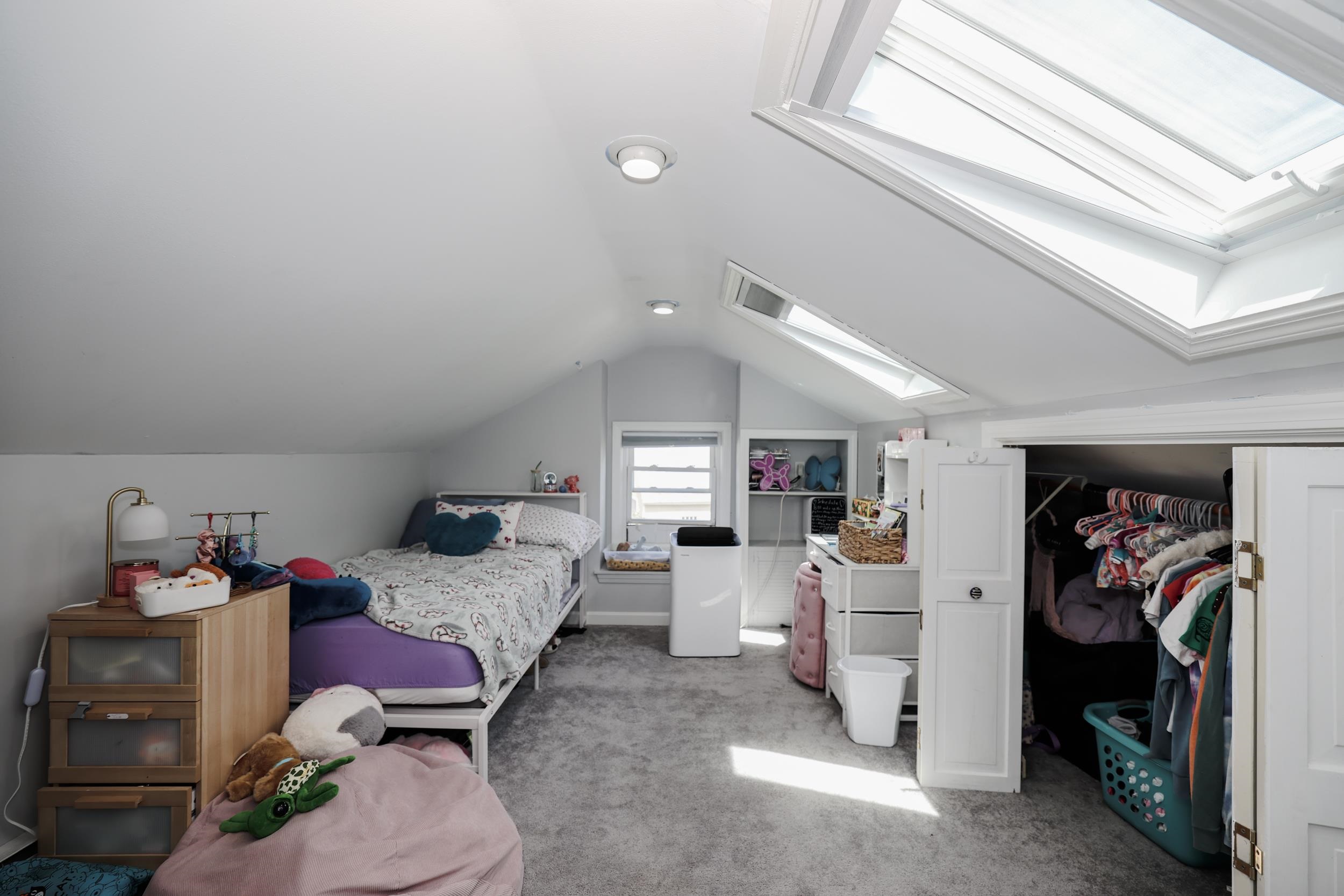 4 Woodbury Lane Property Photo 18