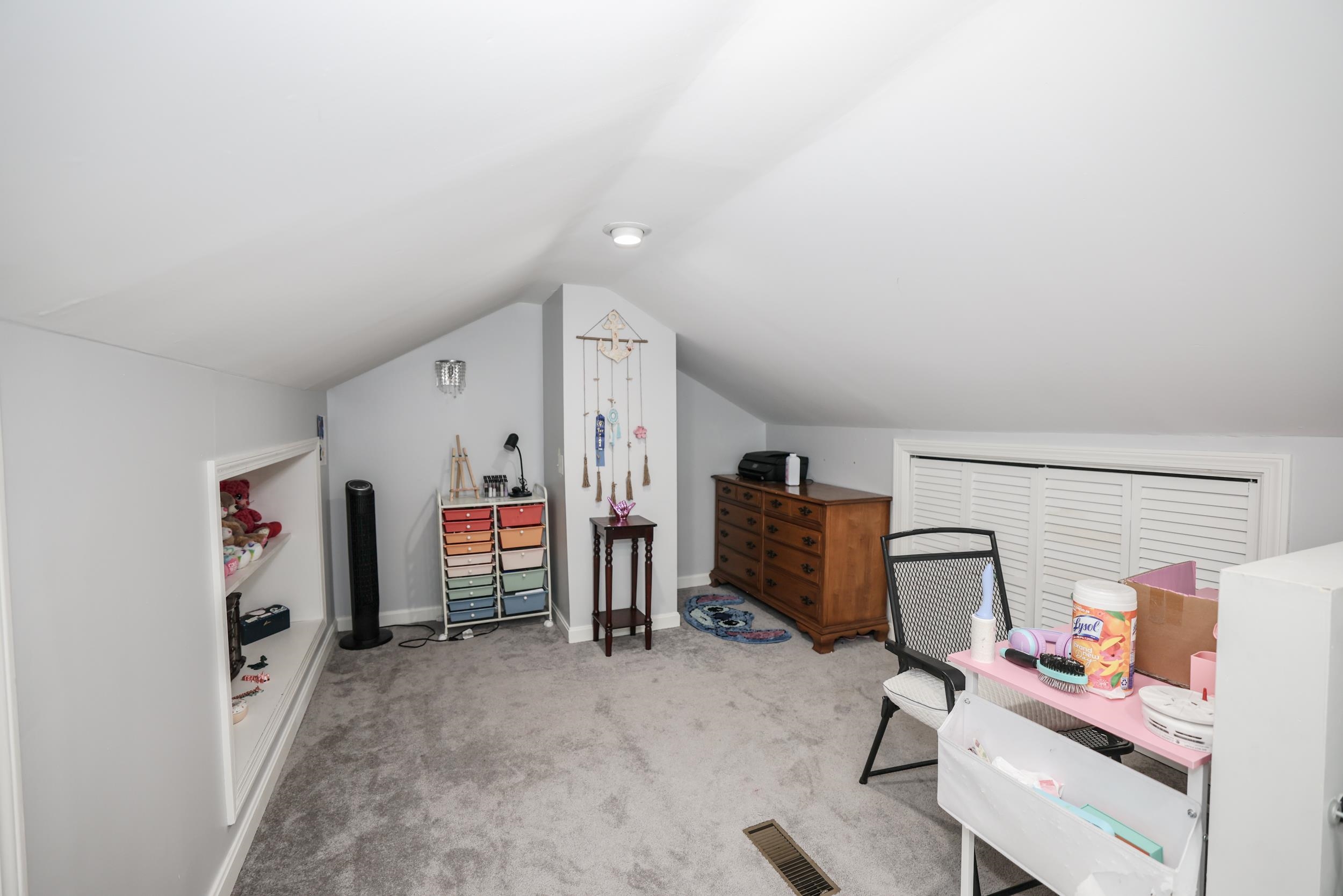 4 Woodbury Lane Property Photo 20