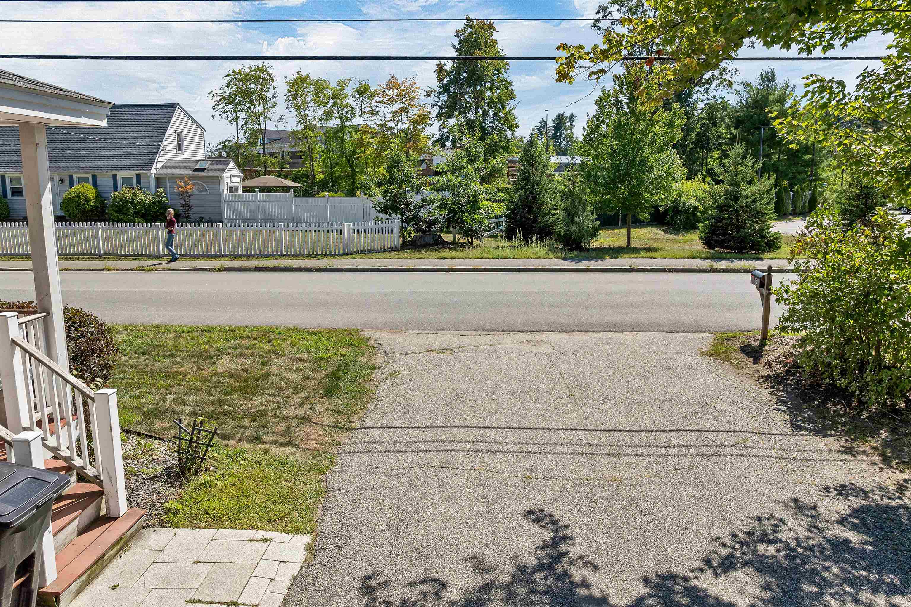 17 Manor Road Property Photo 39