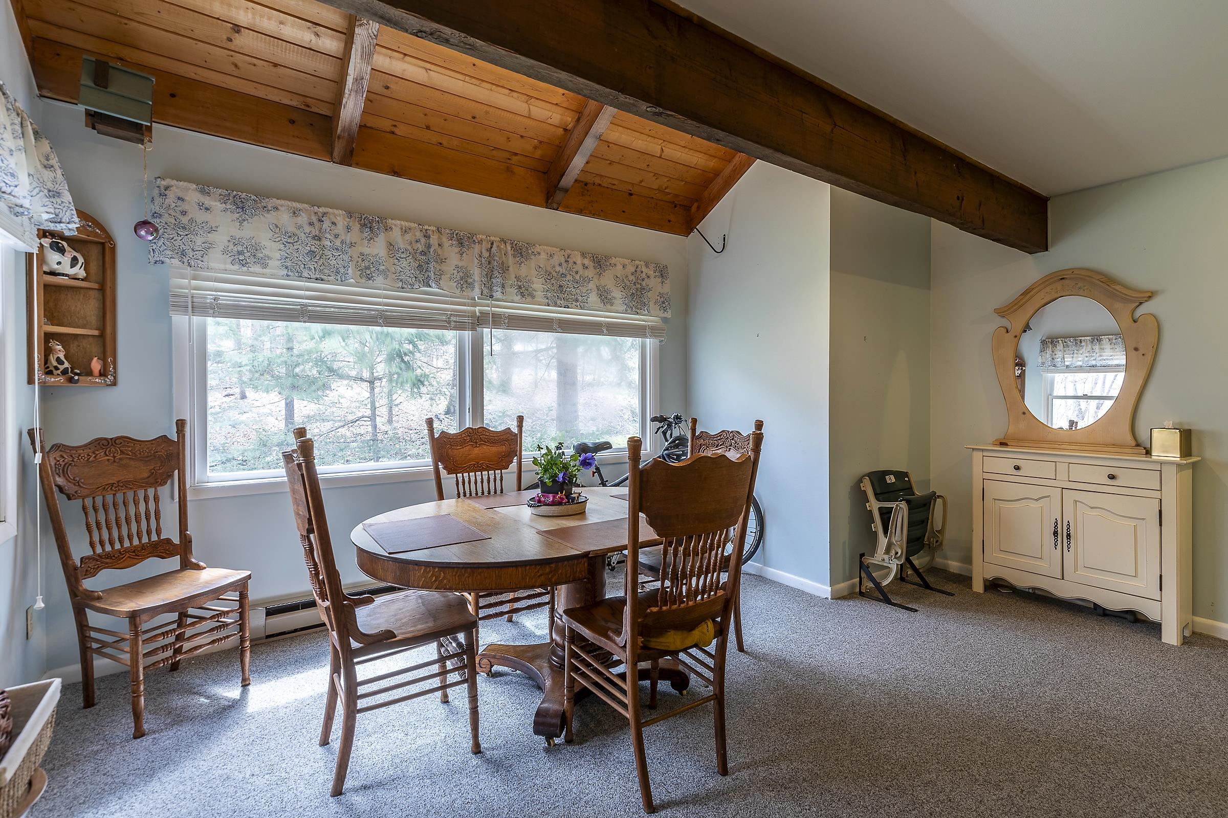 61 E Country Club Road Property Photo 10