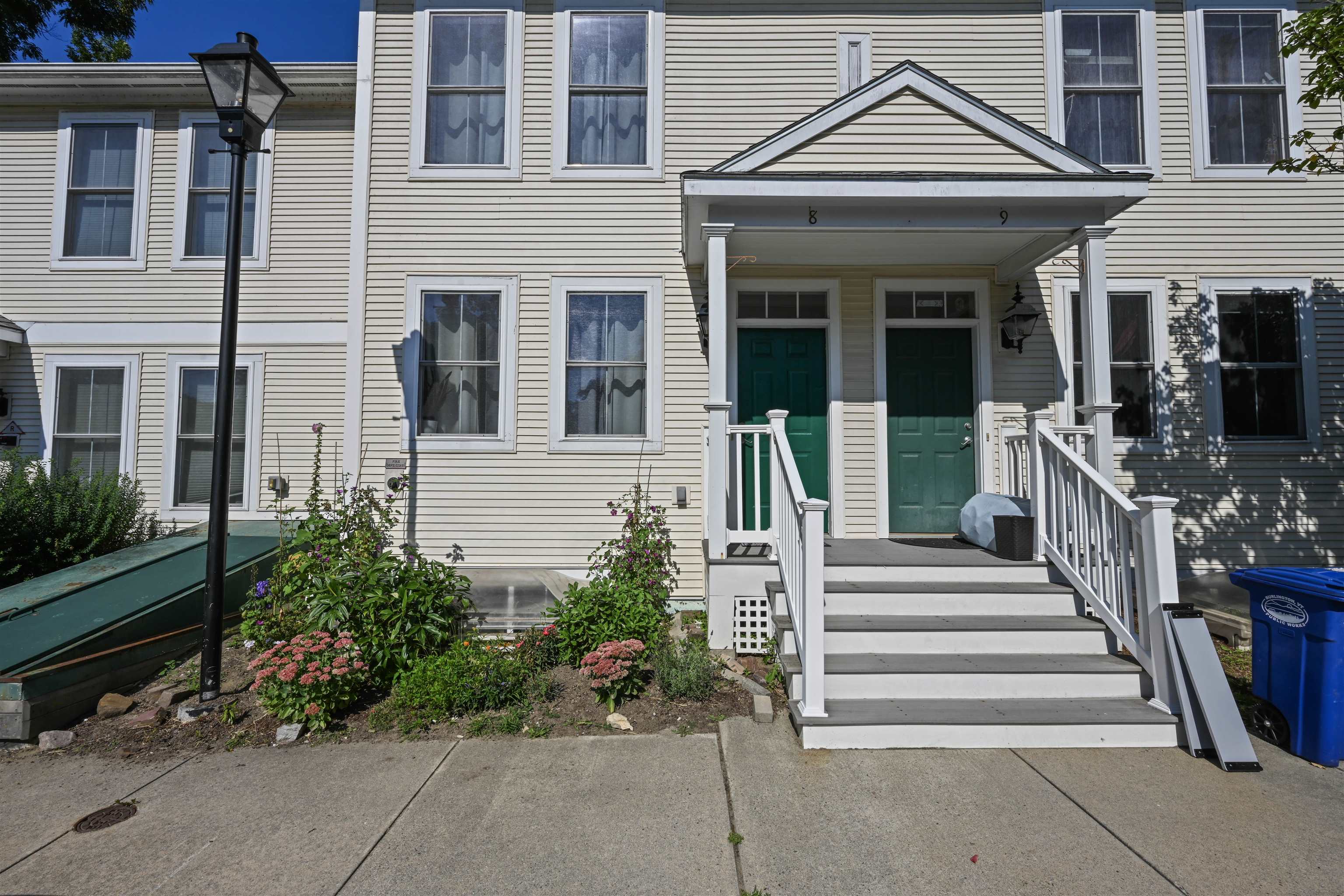 1044 North Avenue Property Photo 1