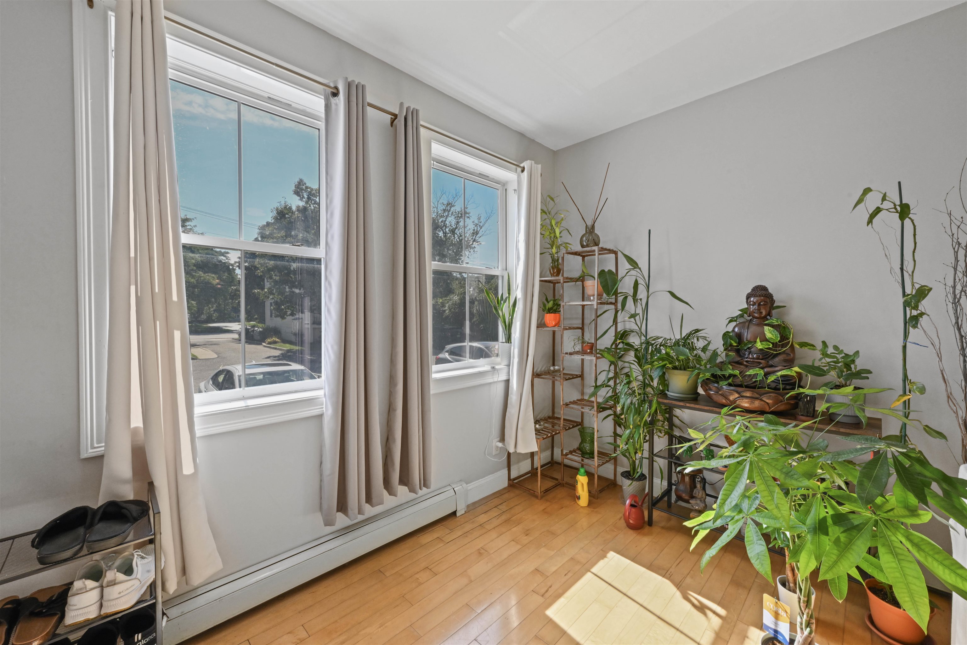 1044 North Avenue Property Photo 10