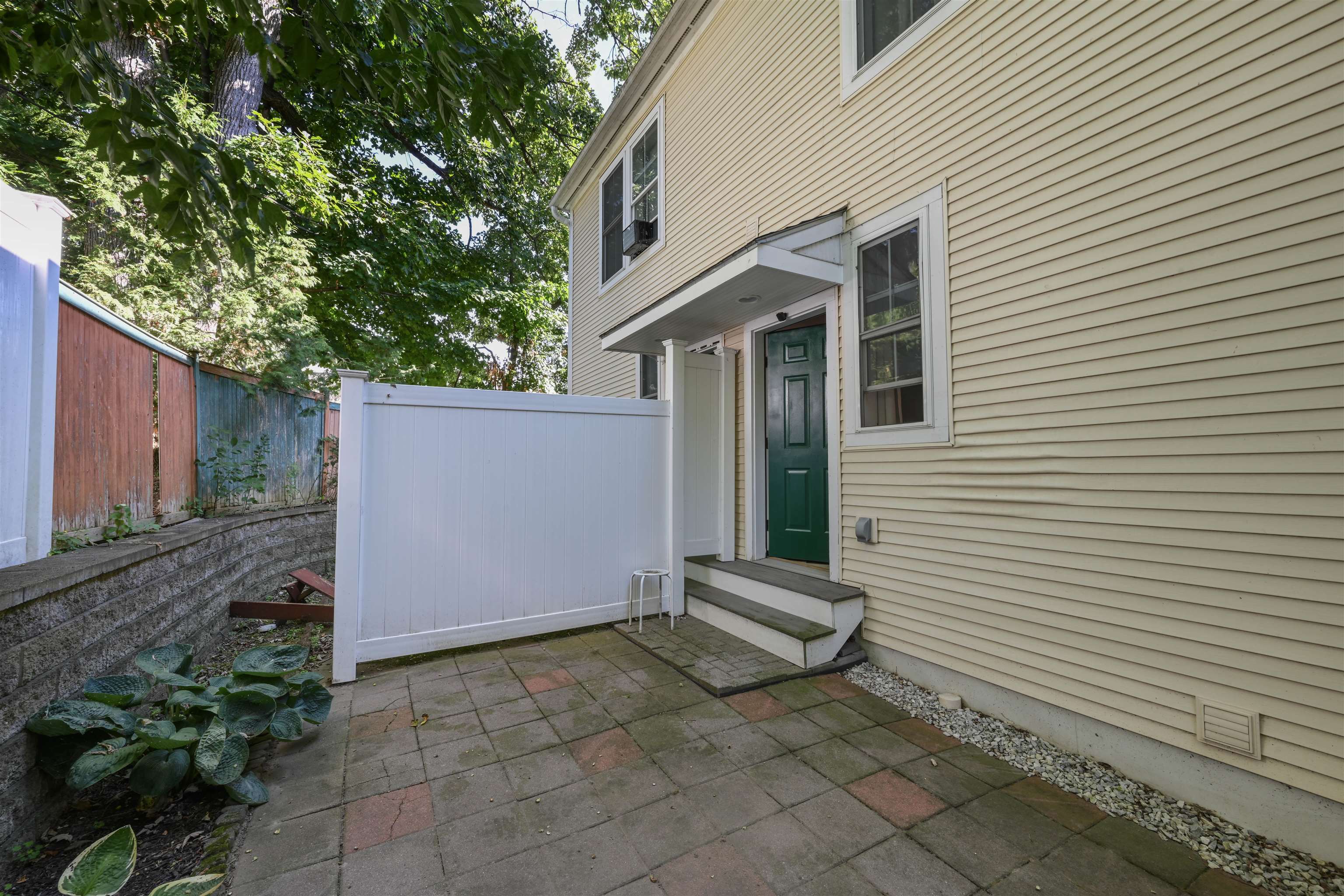 1044 North Avenue Property Photo 26