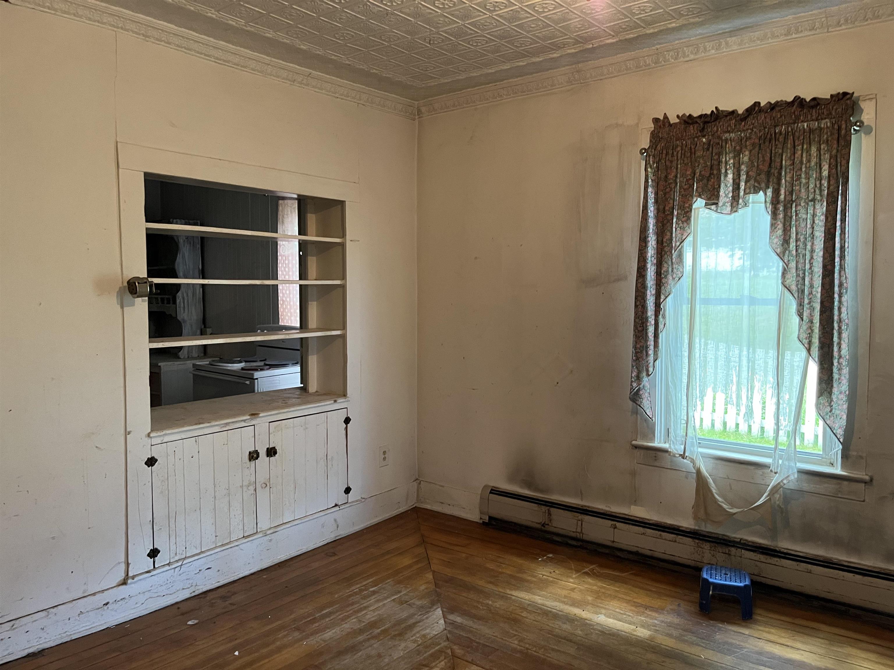 294 North Pleasant Street Property Photo 11